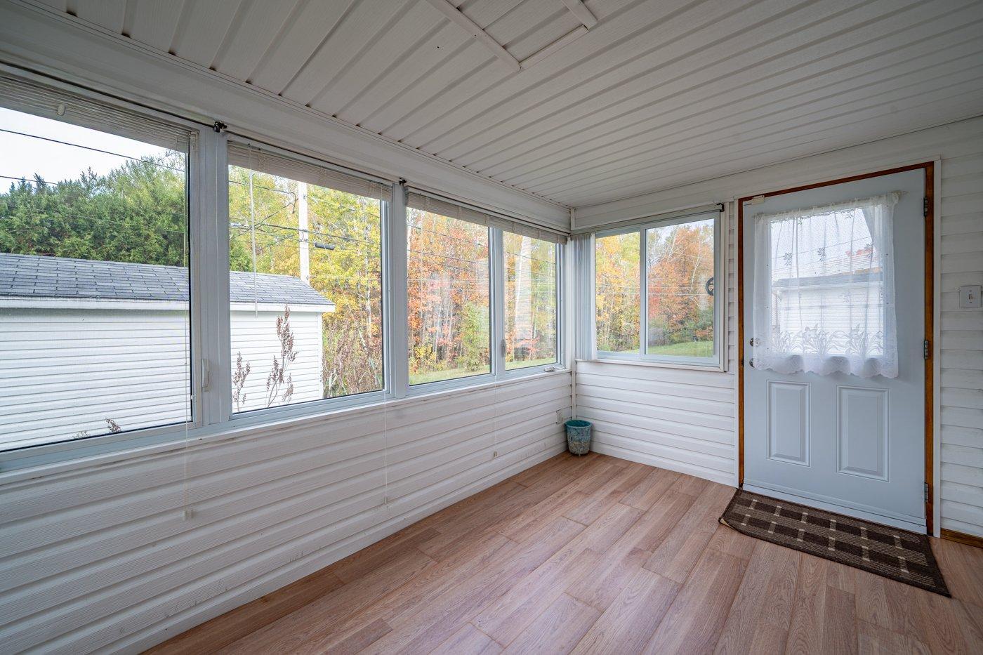 









1


Rue Gilbert

,
Val-des-Sources,




QC
J1T4V9

