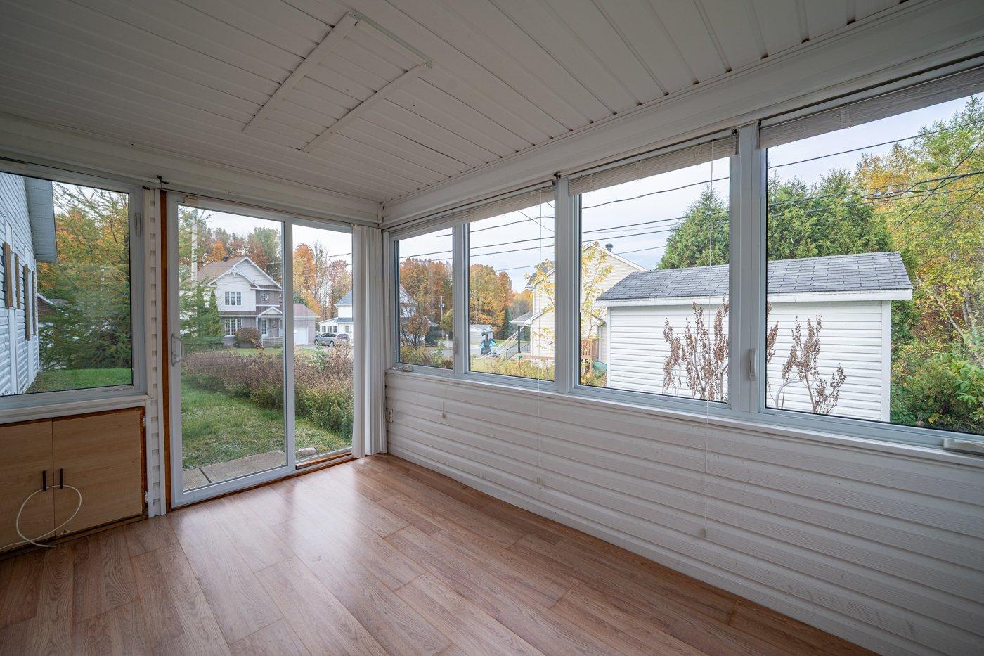 









1


Rue Gilbert

,
Val-des-Sources,




QC
J1T4V9

