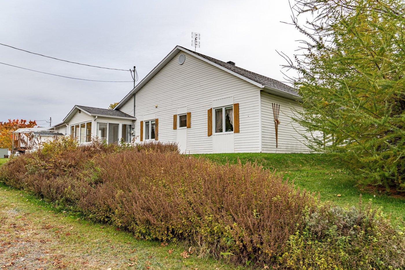 









1


Rue Gilbert

,
Val-des-Sources,




QC
J1T4V9

