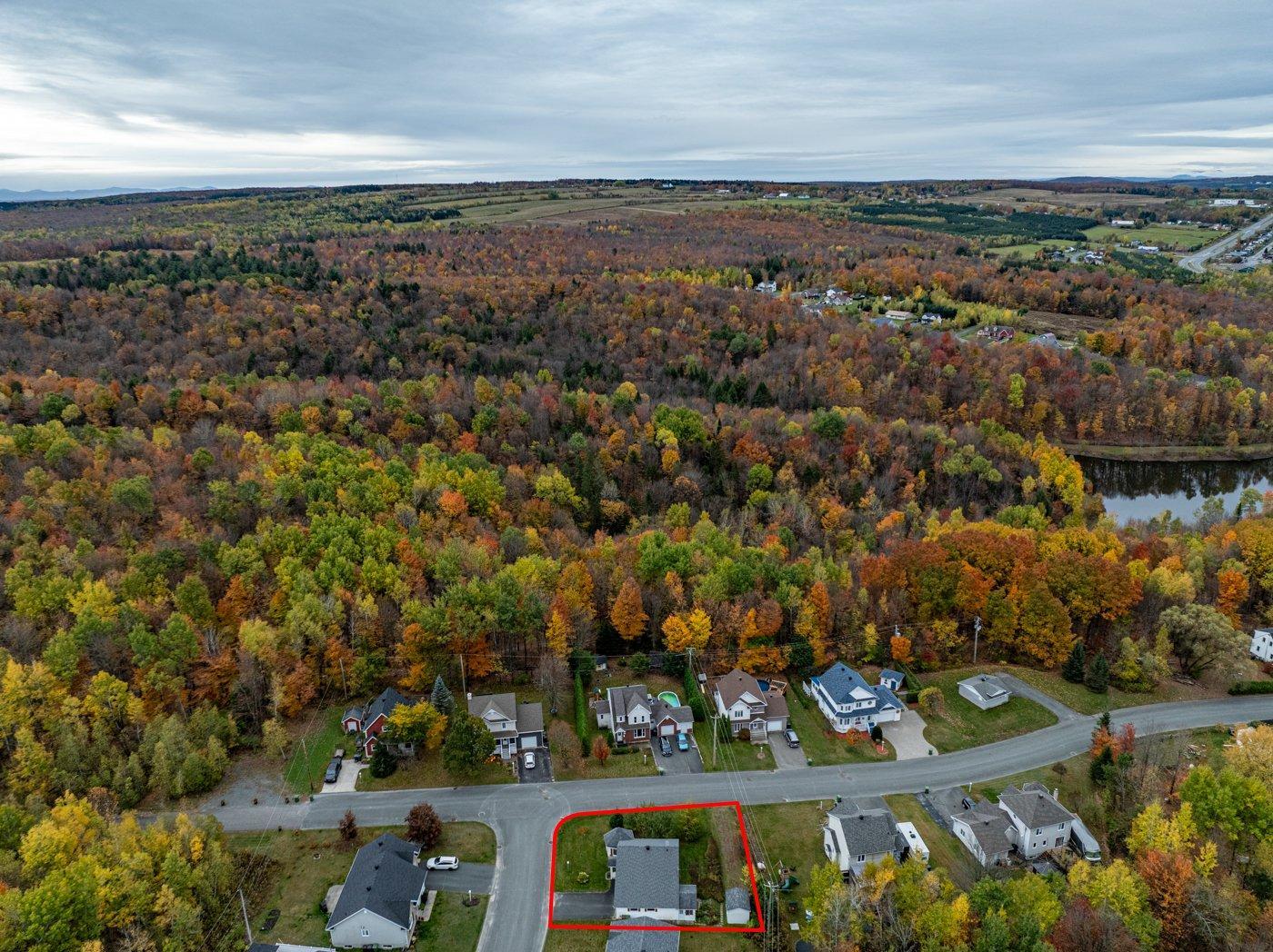 









1


Rue Gilbert

,
Val-des-Sources,




QC
J1T4V9

