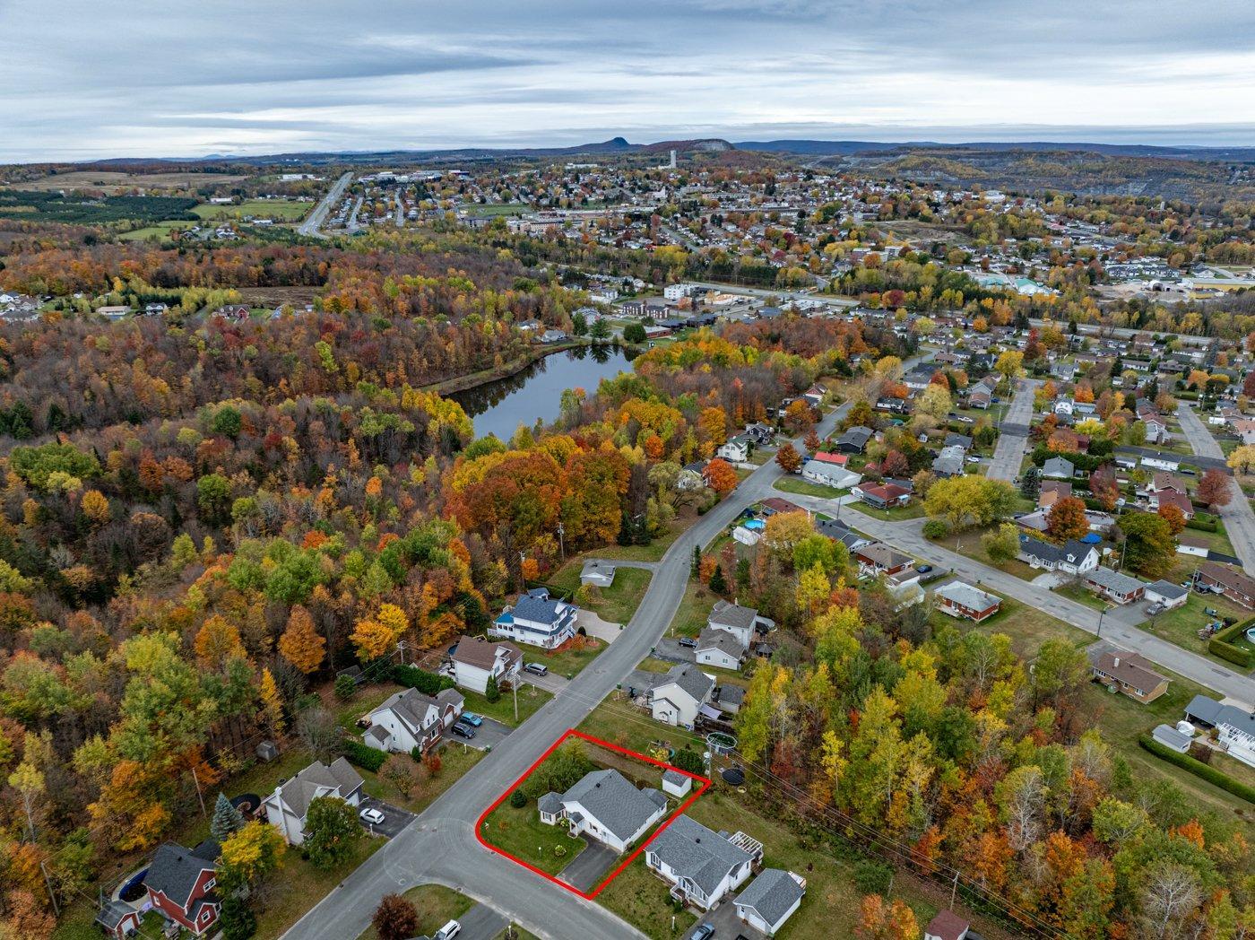 









1


Rue Gilbert

,
Val-des-Sources,




QC
J1T4V9

