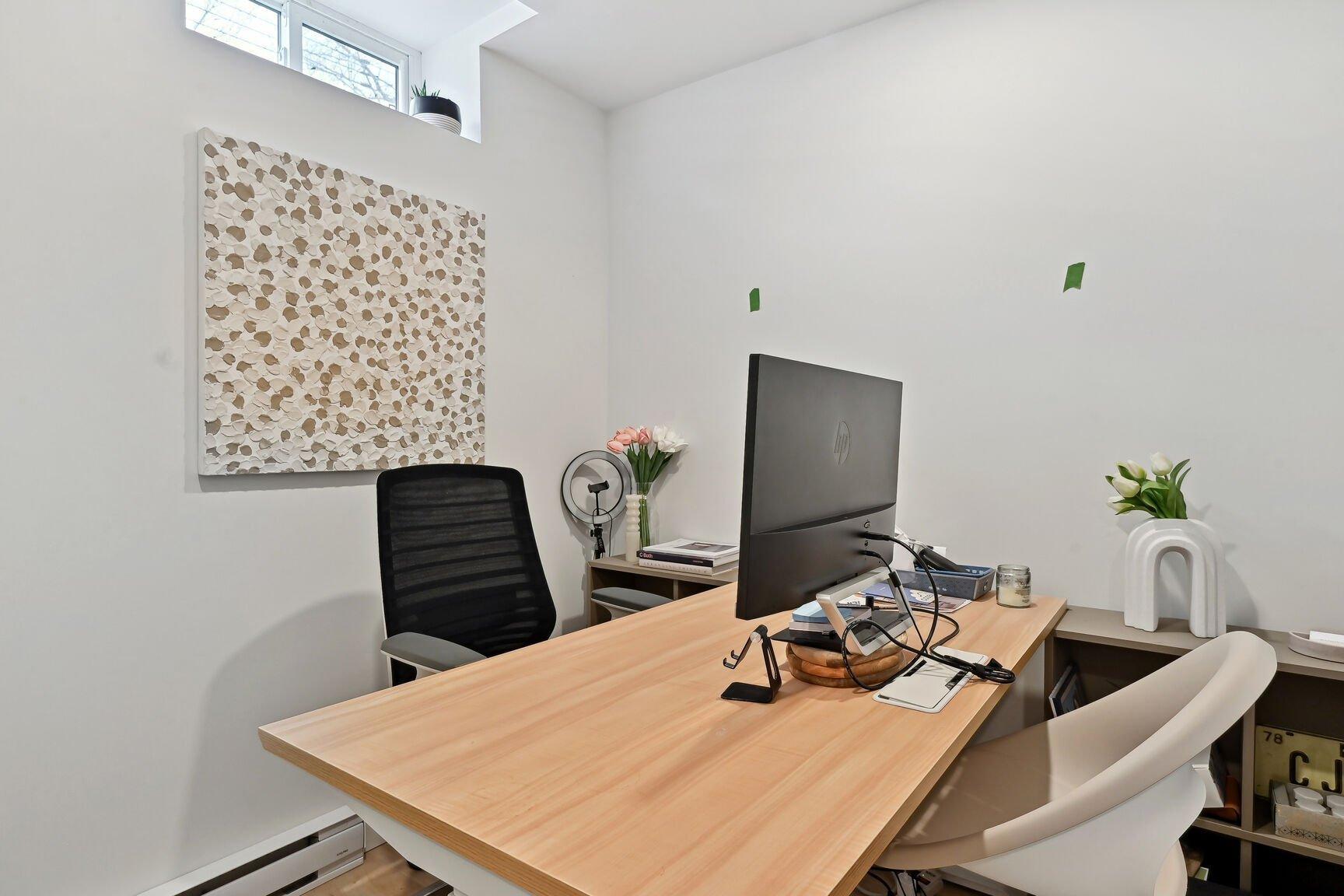 









2434


Rue Knox

,
Montréal (Le Sud-Ouest),




QC
H3K1P9

