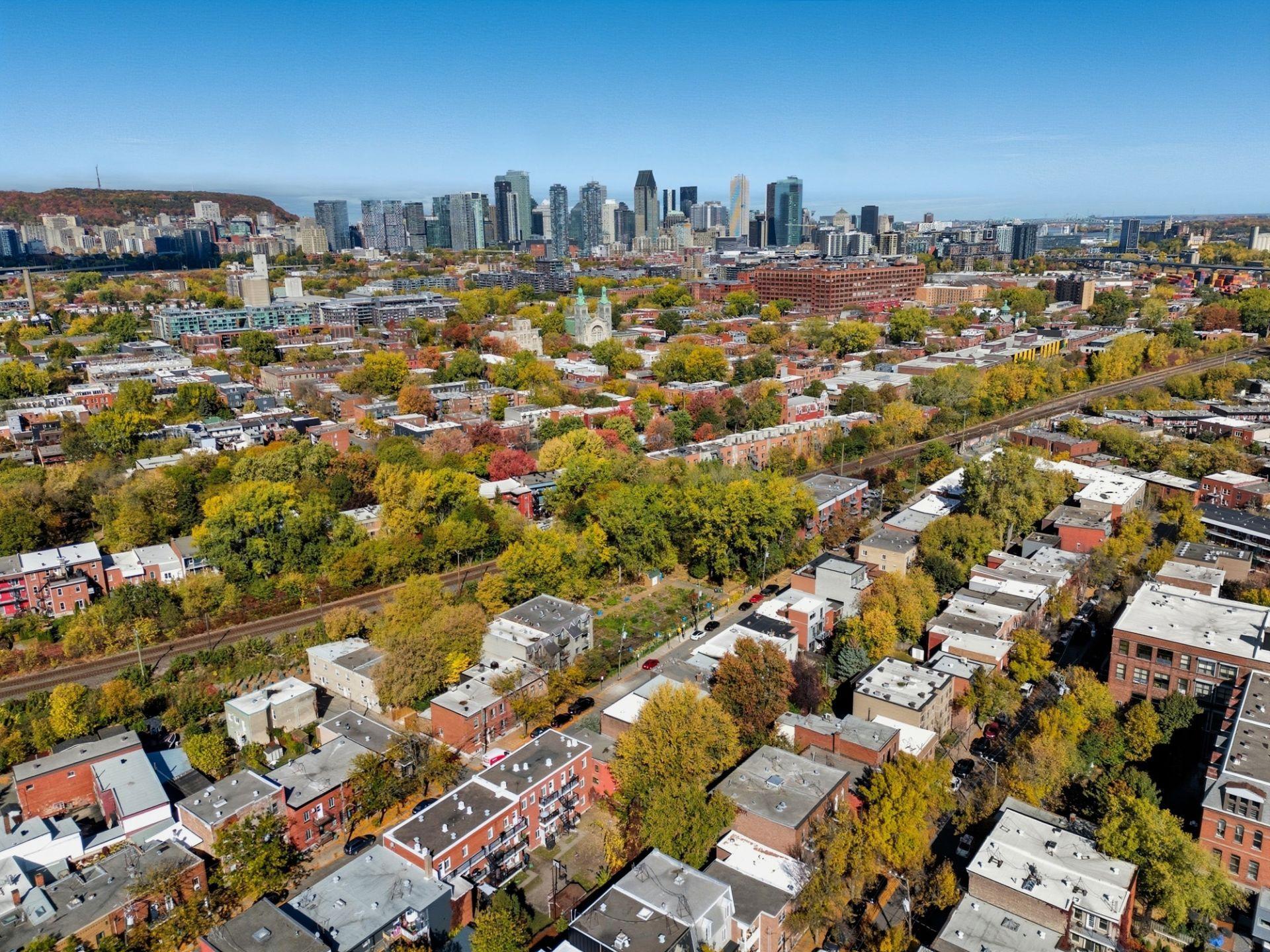 









2434


Rue Knox

,
Montréal (Le Sud-Ouest),




QC
H3K1P9

