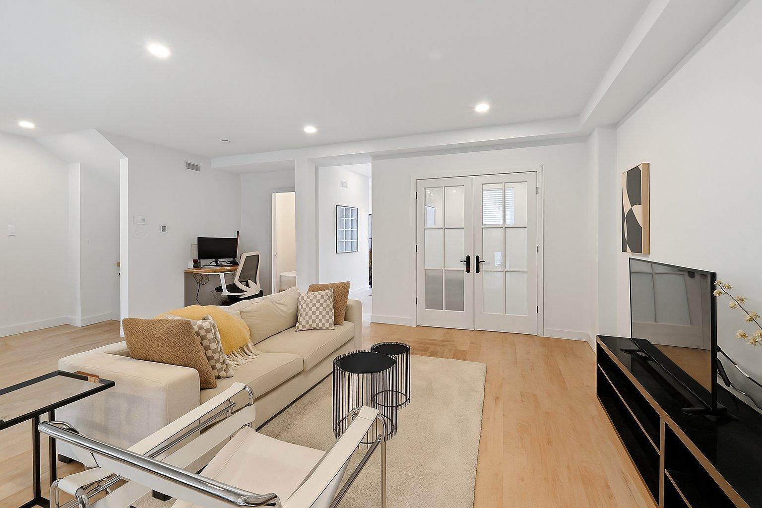 









2434


Rue Knox

,
Montréal (Le Sud-Ouest),




QC
H3K1P9

