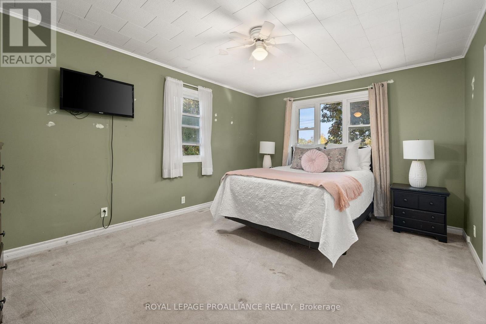 












1067 AIRPORT PARKWAY

,
Belleville (Belleville Ward),




Ontario
K8N4Z6

