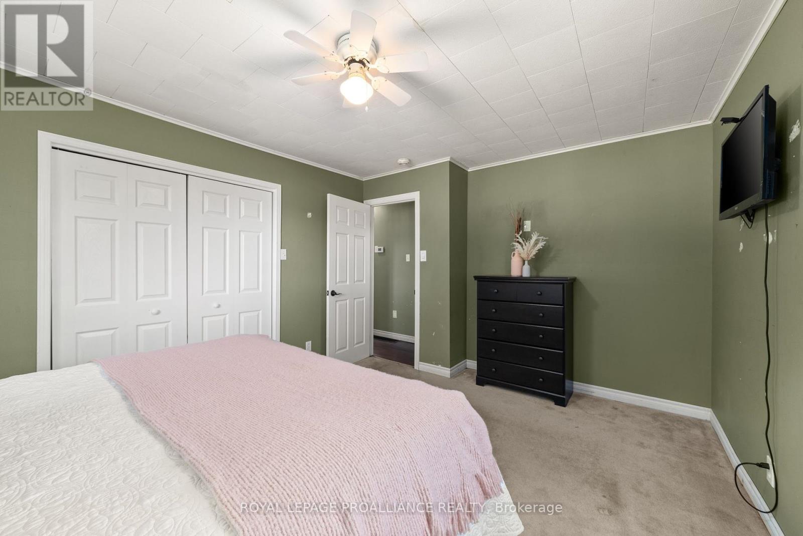 












1067 AIRPORT PARKWAY

,
Belleville (Belleville Ward),




Ontario
K8N4Z6

