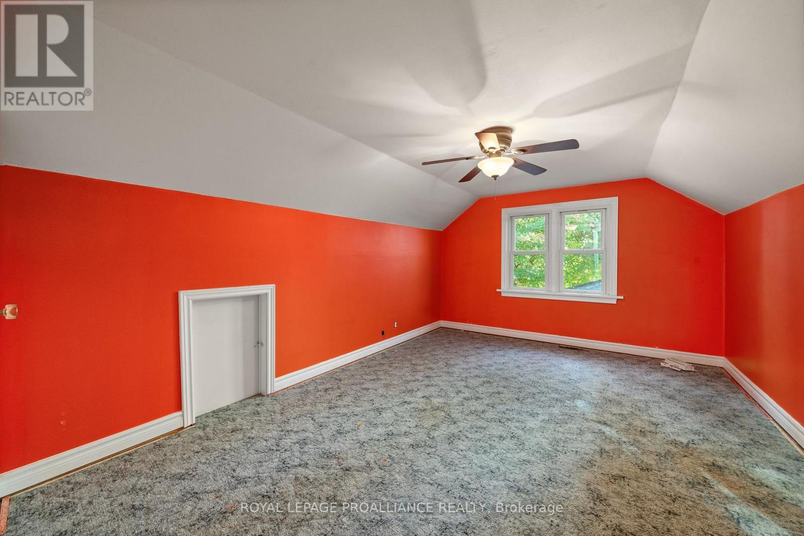 












1067 AIRPORT PARKWAY

,
Belleville (Belleville Ward),




Ontario
K8N4Z6

