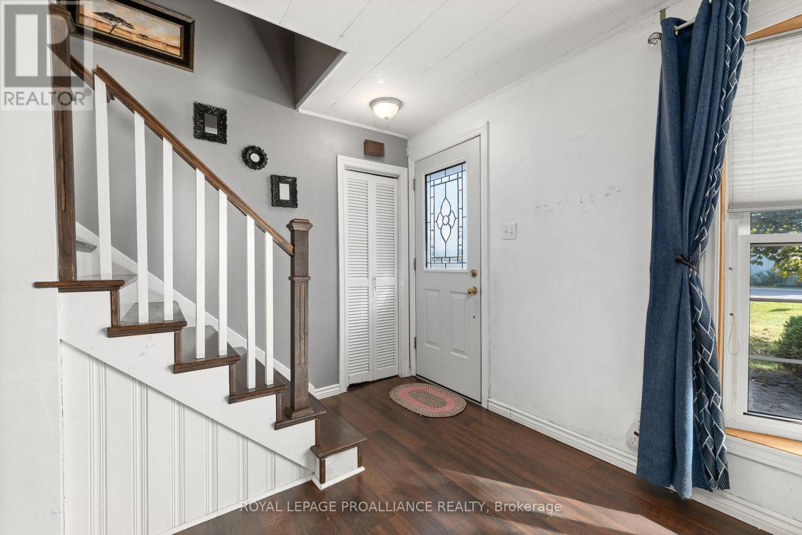 












1067 AIRPORT PARKWAY

,
Belleville (Belleville Ward),




Ontario
K8N4Z6


