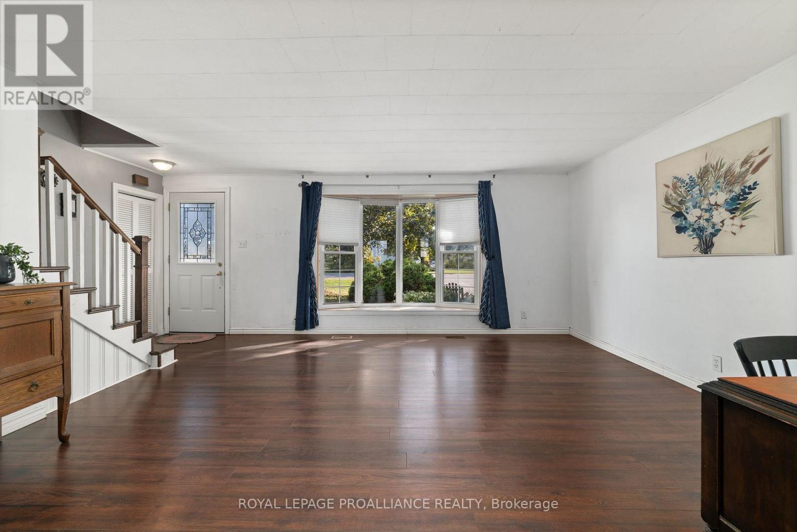 












1067 AIRPORT PARKWAY

,
Belleville (Belleville Ward),




Ontario
K8N4Z6

