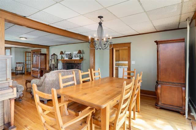 









326


Eveline

ST,
Selkirk,




MB
R1A 1M7

