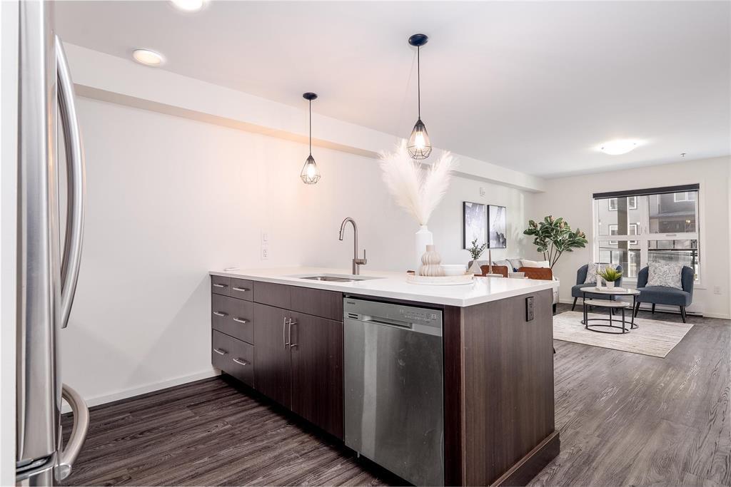 












114 155 Peguis Street

,
Winnipeg,




Manitoba
R3W0M8

