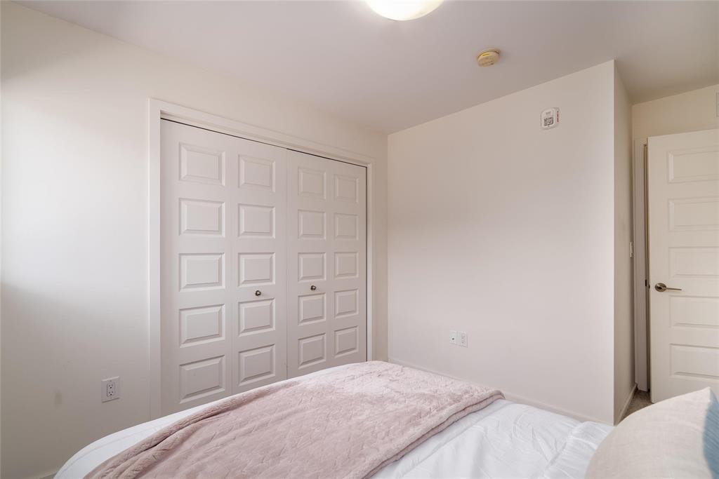 












114 155 Peguis Street

,
Winnipeg,




Manitoba
R3W0M8

