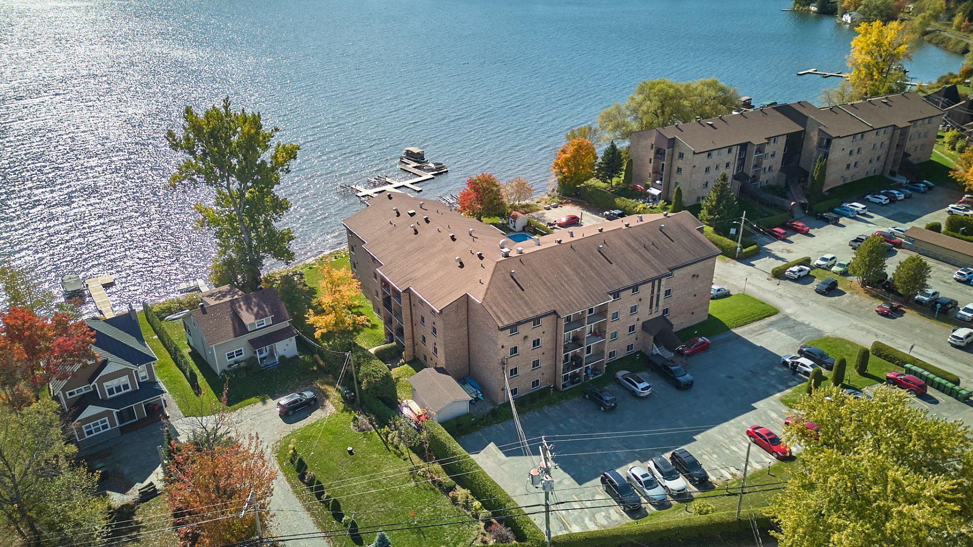 









100


Rue du Lac

, 403,
Sherbrooke (Brompton/Rock Forest/Saint-Élie/Deauville),




QC
J1N3M8

