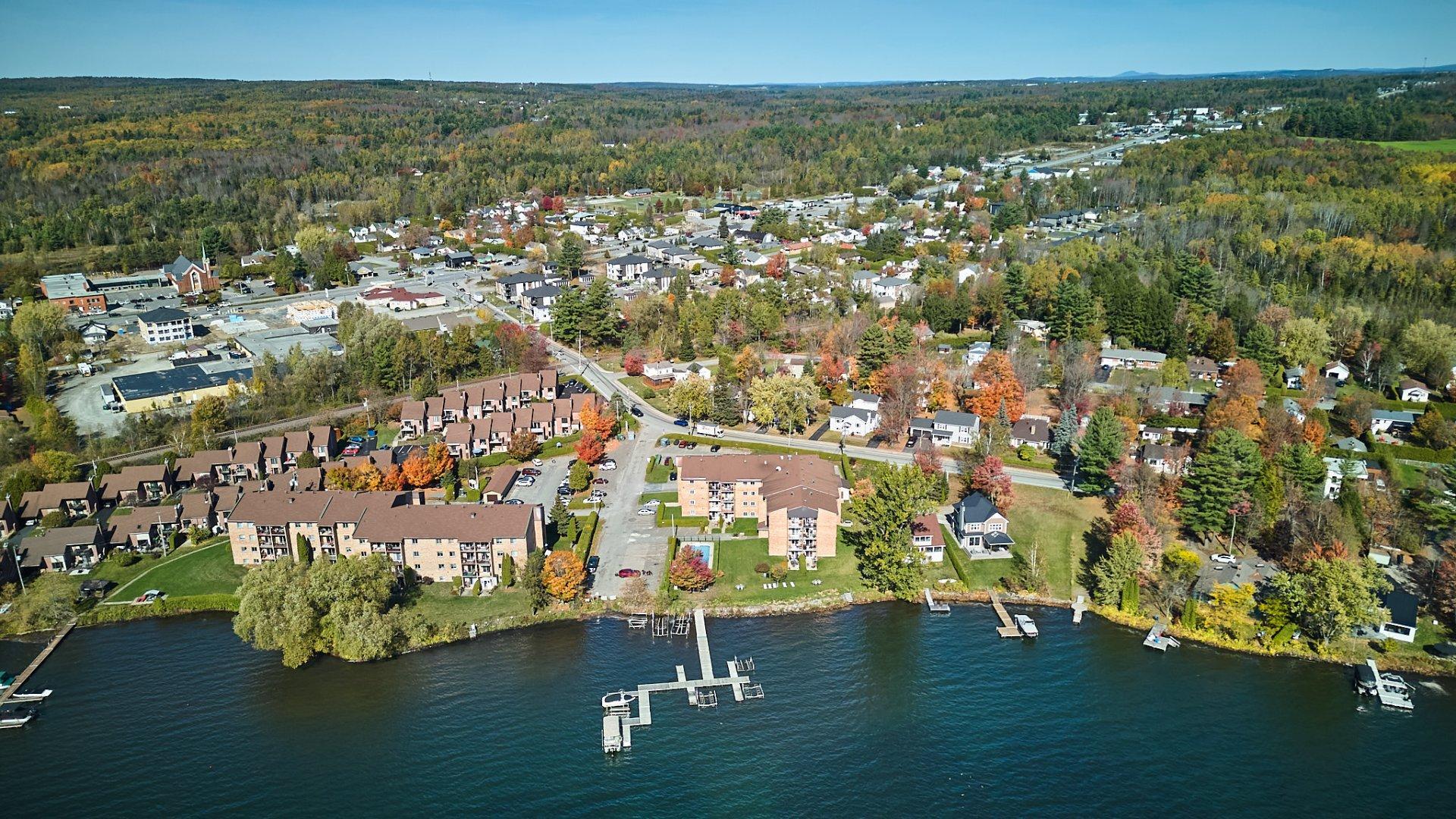 









100


Rue du Lac

, 403,
Sherbrooke (Brompton/Rock Forest/Saint-Élie/Deauville),




QC
J1N3M8

