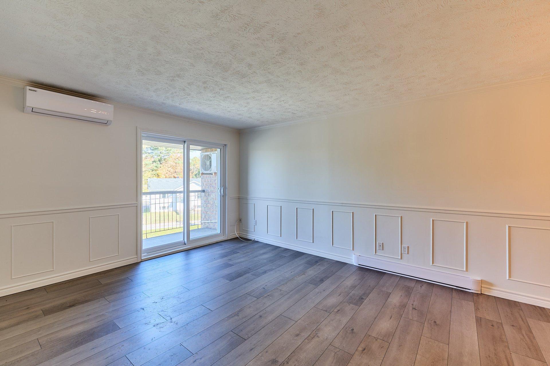 









100


Rue du Lac

, 403,
Sherbrooke (Brompton/Rock Forest/Saint-Élie/Deauville),




QC
J1N3M8

