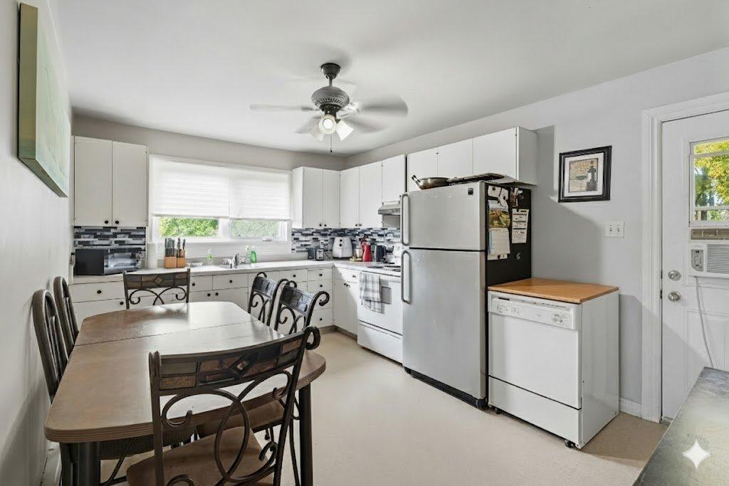 









101


Rue des Oliviers

,
Gatineau (Hull),




QC
J8Y1P3

