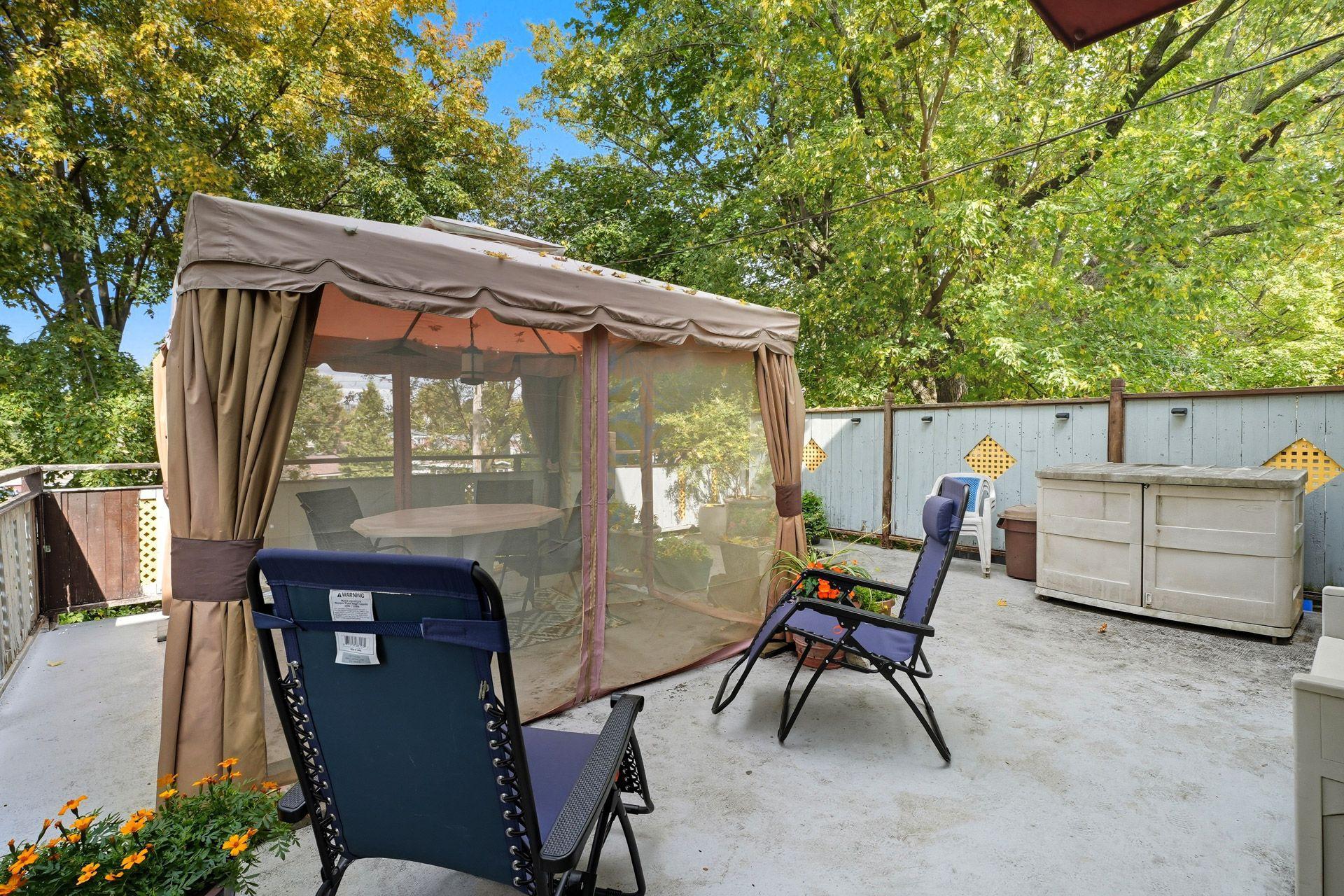 









101


Rue des Oliviers

,
Gatineau (Hull),




QC
J8Y1P3

