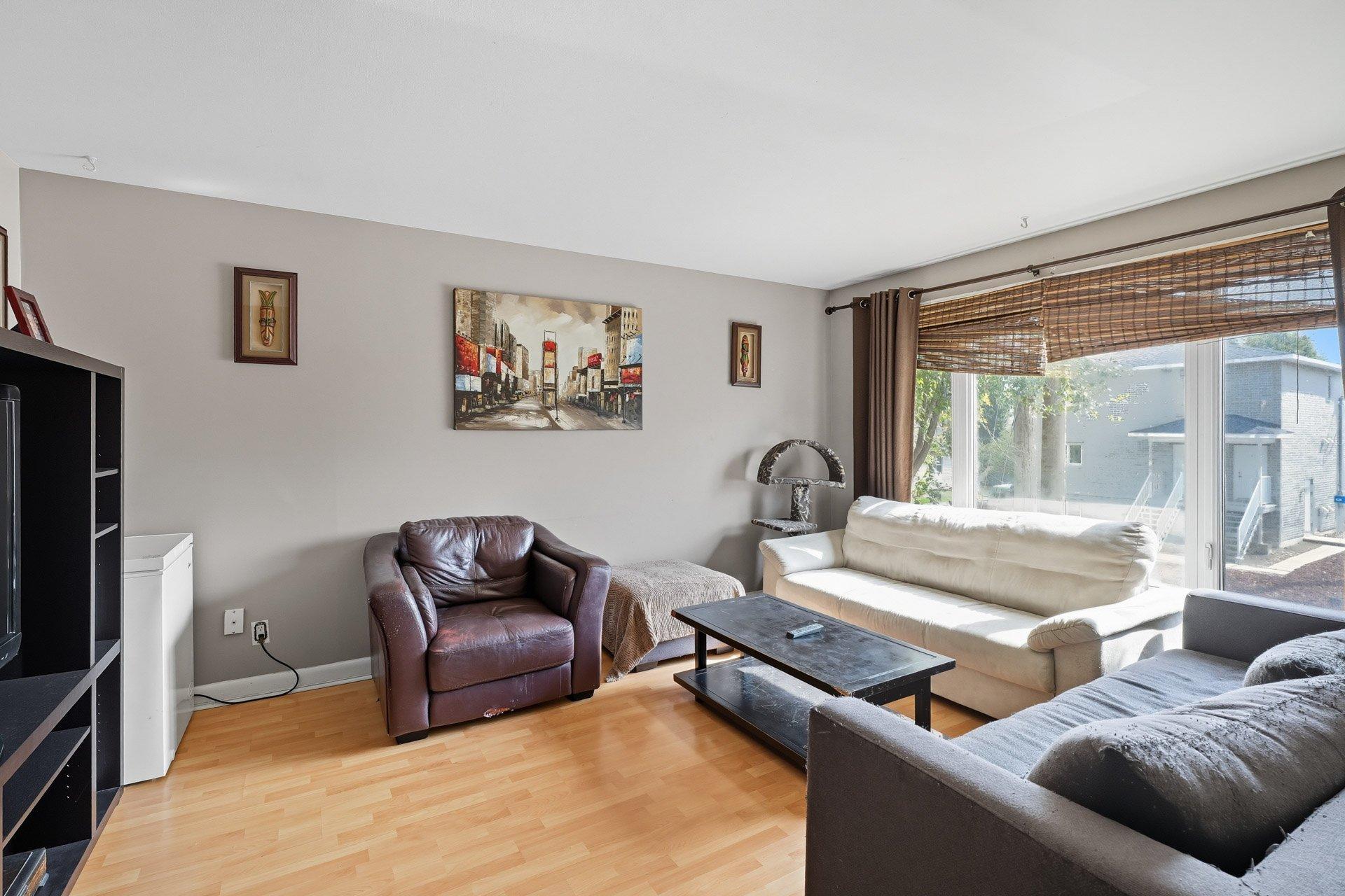 









101


Rue des Oliviers

,
Gatineau (Hull),




QC
J8Y1P3

