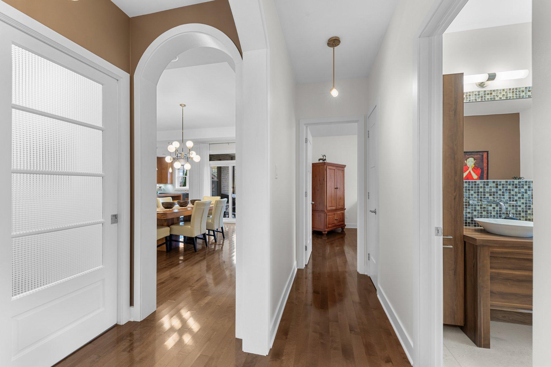 









4057


Rue des Bolets

,
Saint-Bruno-de-Montarville,




QC
J3V0C9

