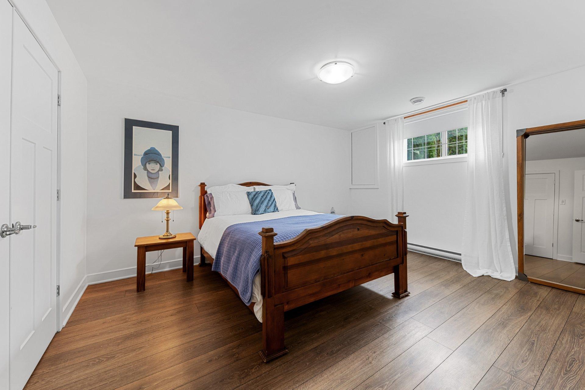 









4057


Rue des Bolets

,
Saint-Bruno-de-Montarville,




QC
J3V0C9

