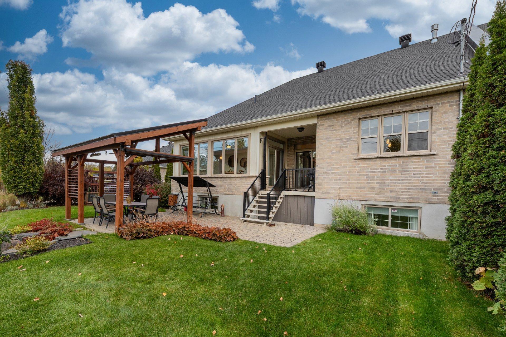 









4057


Rue des Bolets

,
Saint-Bruno-de-Montarville,




QC
J3V0C9

