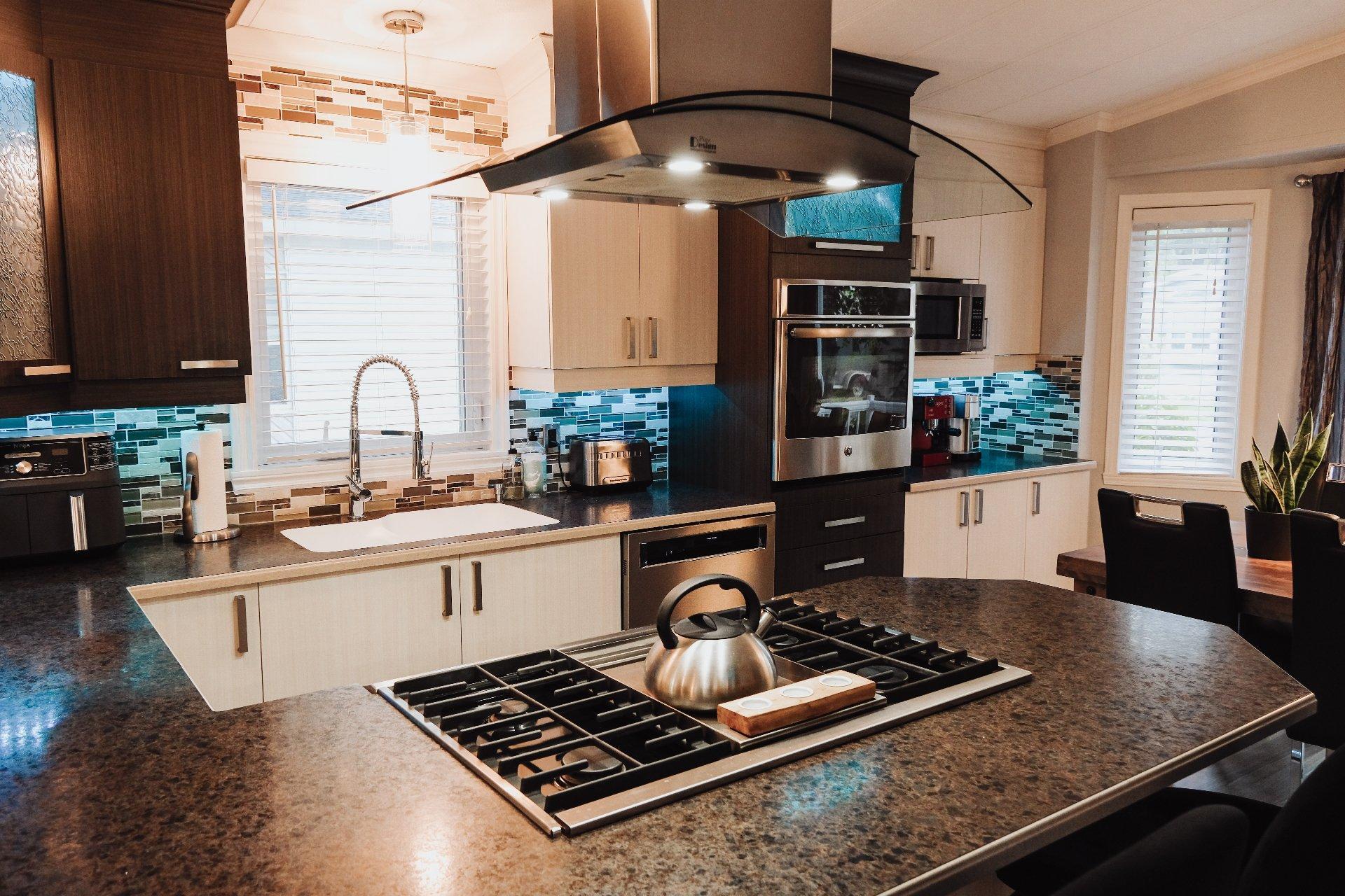 









93


9e Rue

,
Saint-Jean-sur-Richelieu,




QC
J2Y1A5

