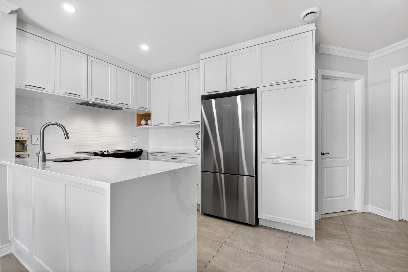 









108


Rue Proulx

,
Saint-Joseph-du-Lac,




QC
J0N1M0

