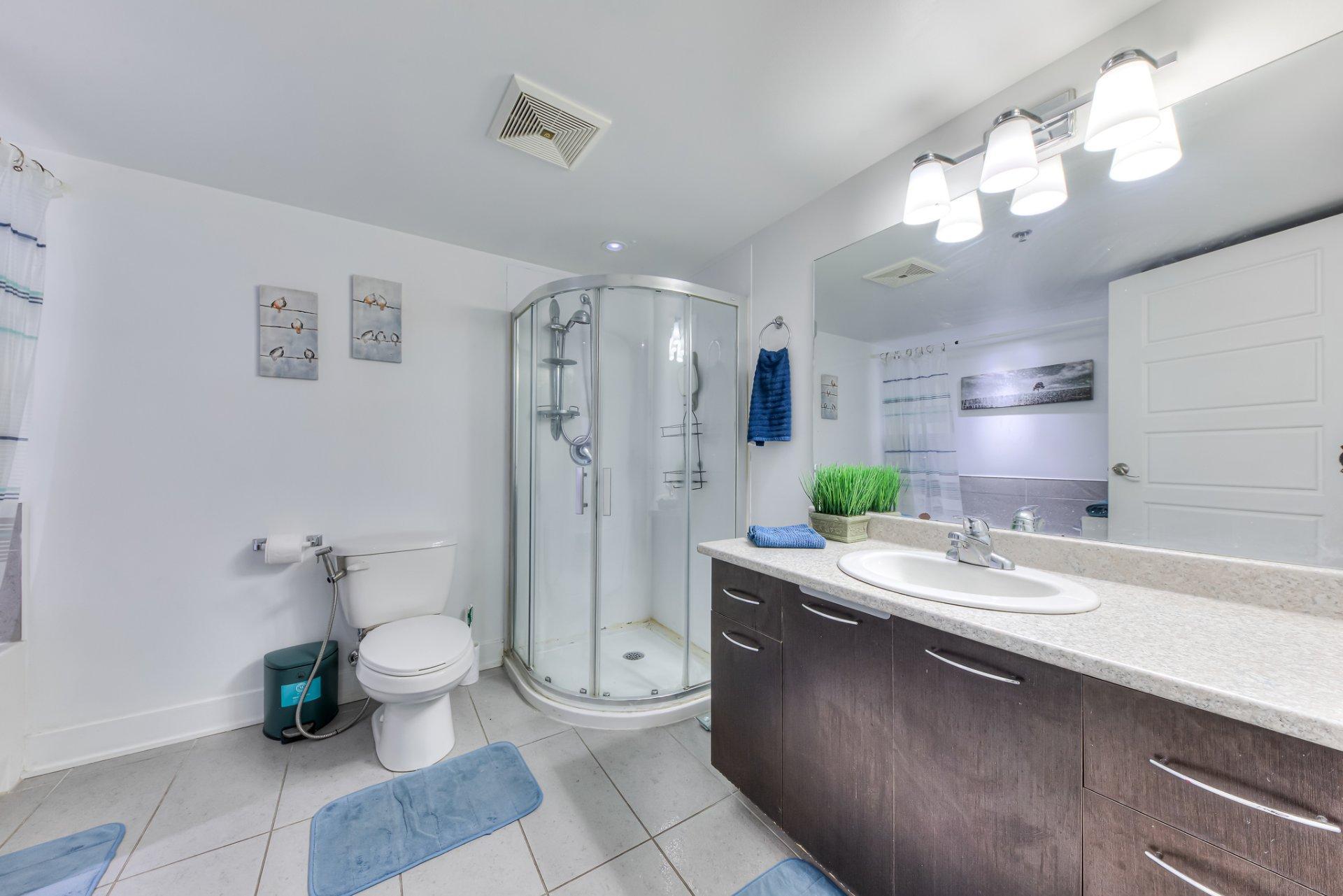 









603


Rue Robert-Élie

, 206,
Laval (Laval-des-Rapides),




QC
H7N3Y9

