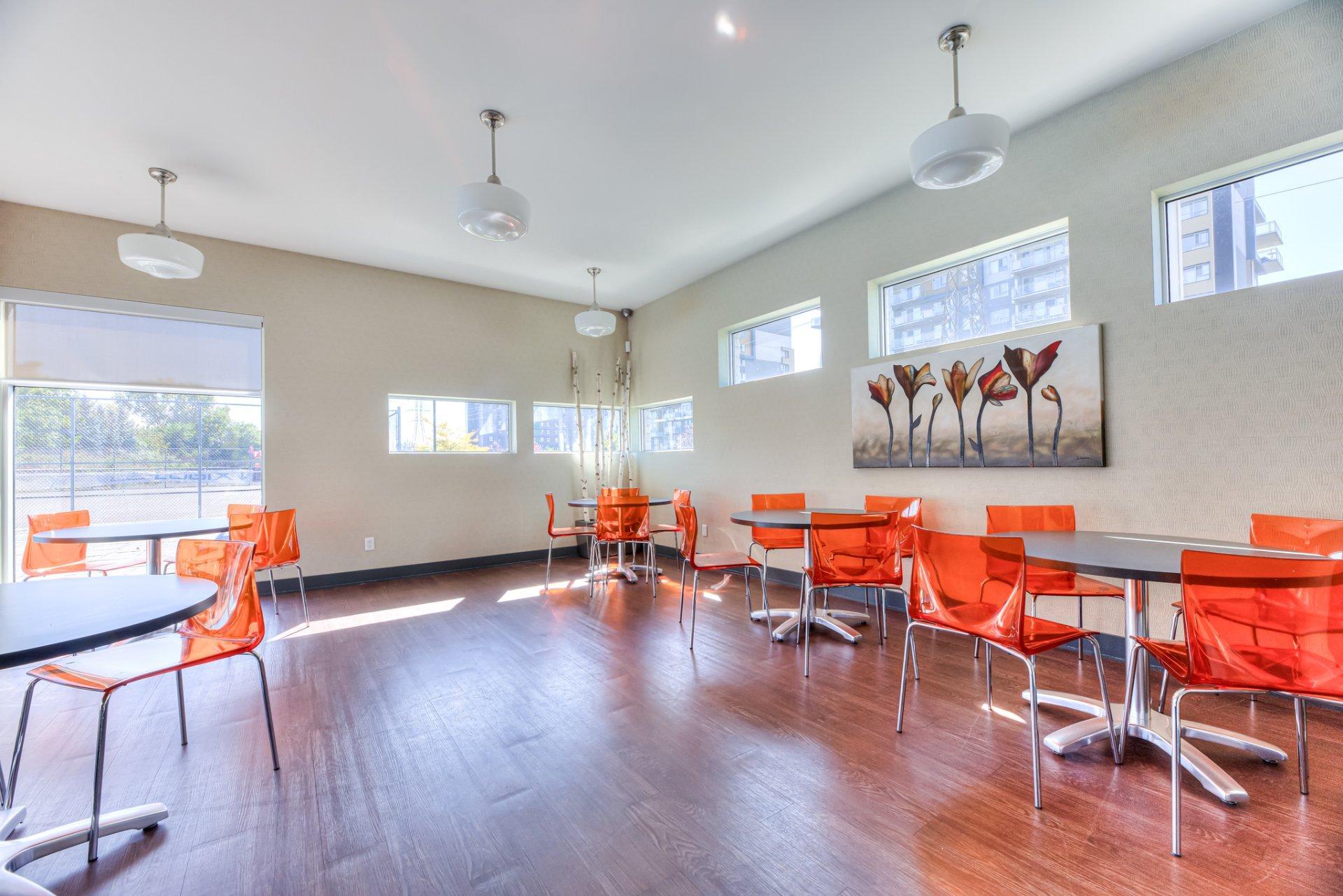 









603


Rue Robert-Élie

, 206,
Laval (Laval-des-Rapides),




QC
H7N3Y9

