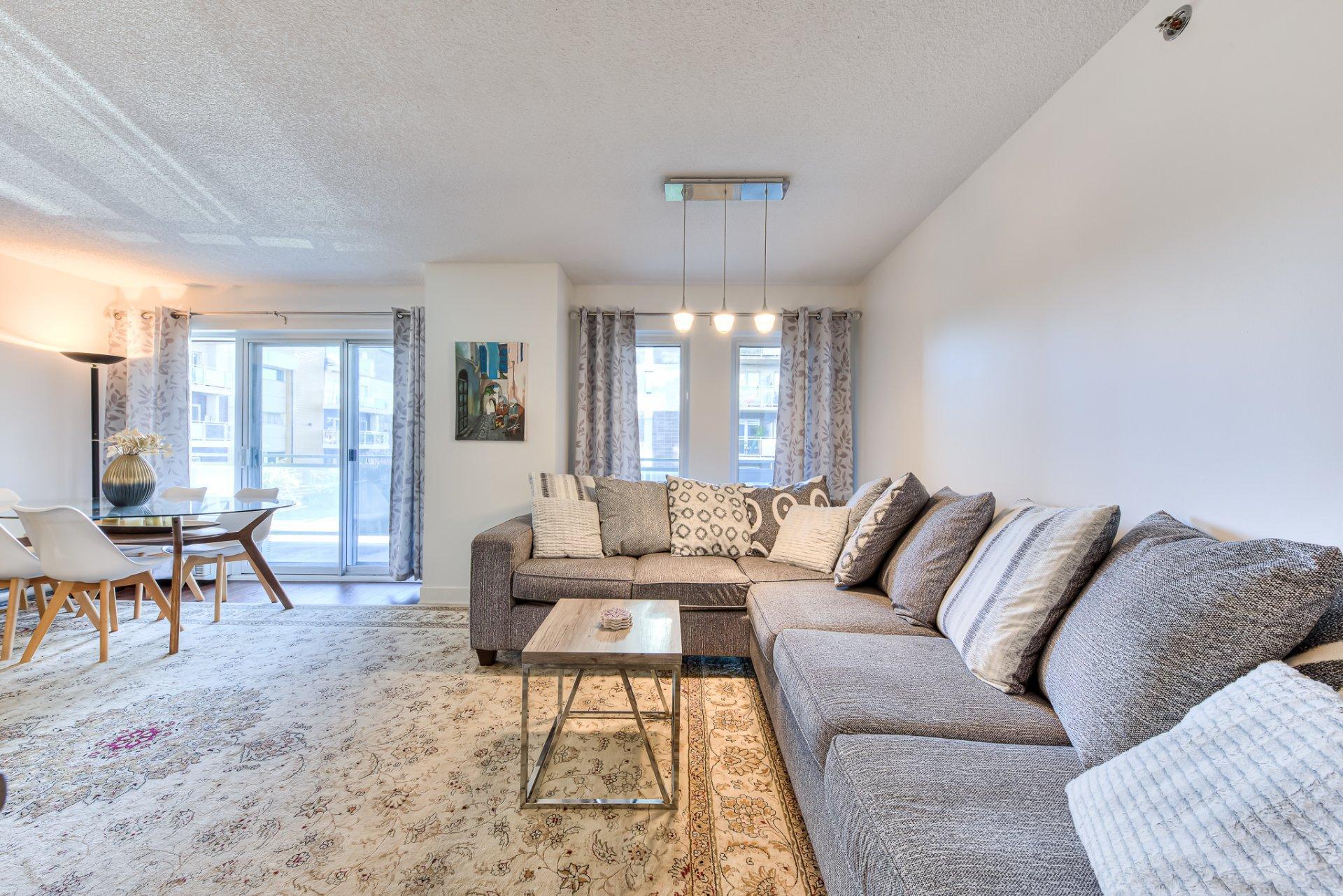









603


Rue Robert-Élie

, 206,
Laval (Laval-des-Rapides),




QC
H7N3Y9

