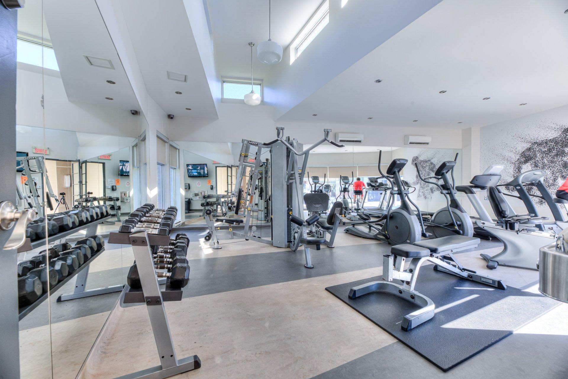 









603


Rue Robert-Élie

, 206,
Laval (Laval-des-Rapides),




QC
H7N3Y9

