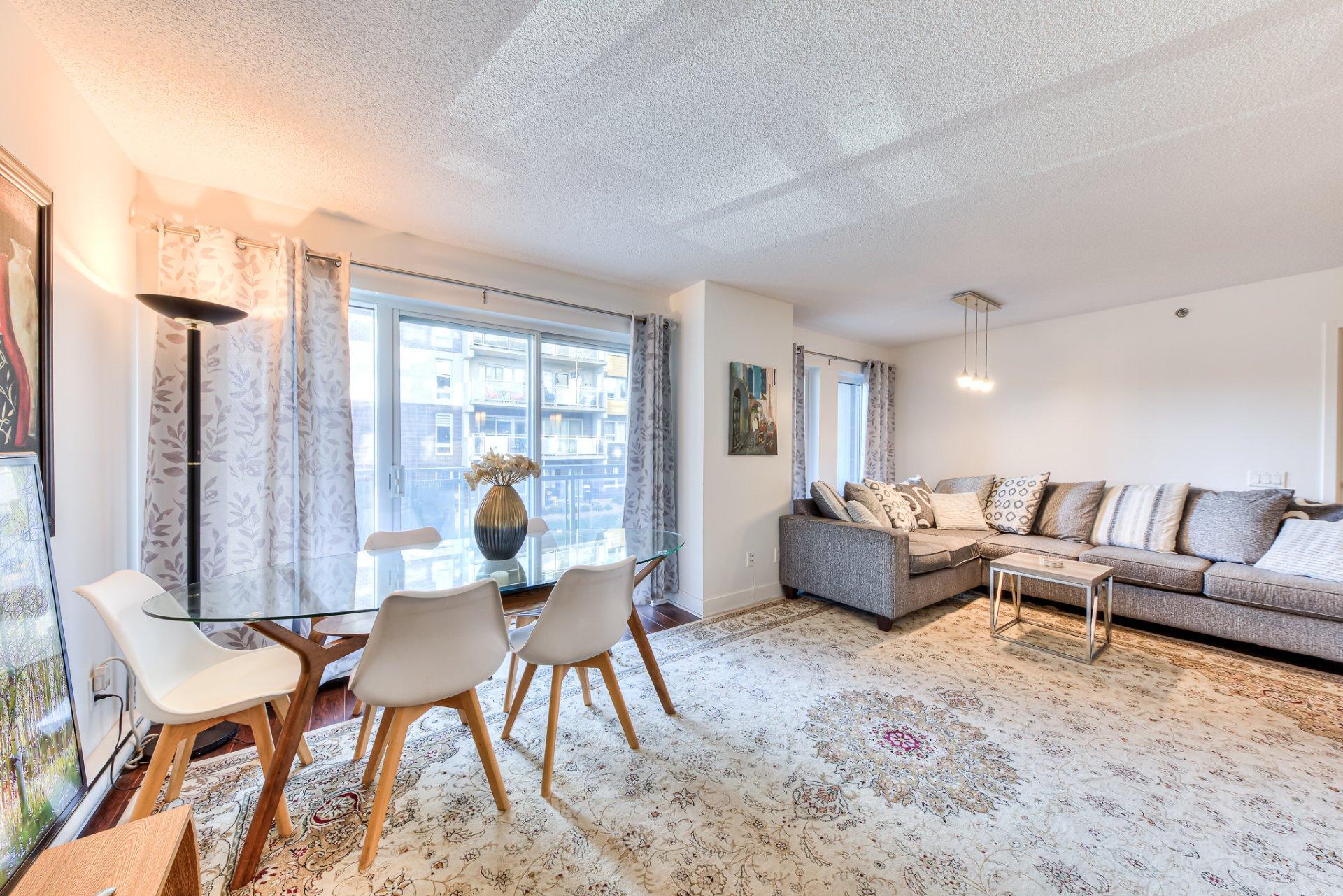









603


Rue Robert-Élie

, 206,
Laval (Laval-des-Rapides),




QC
H7N3Y9

