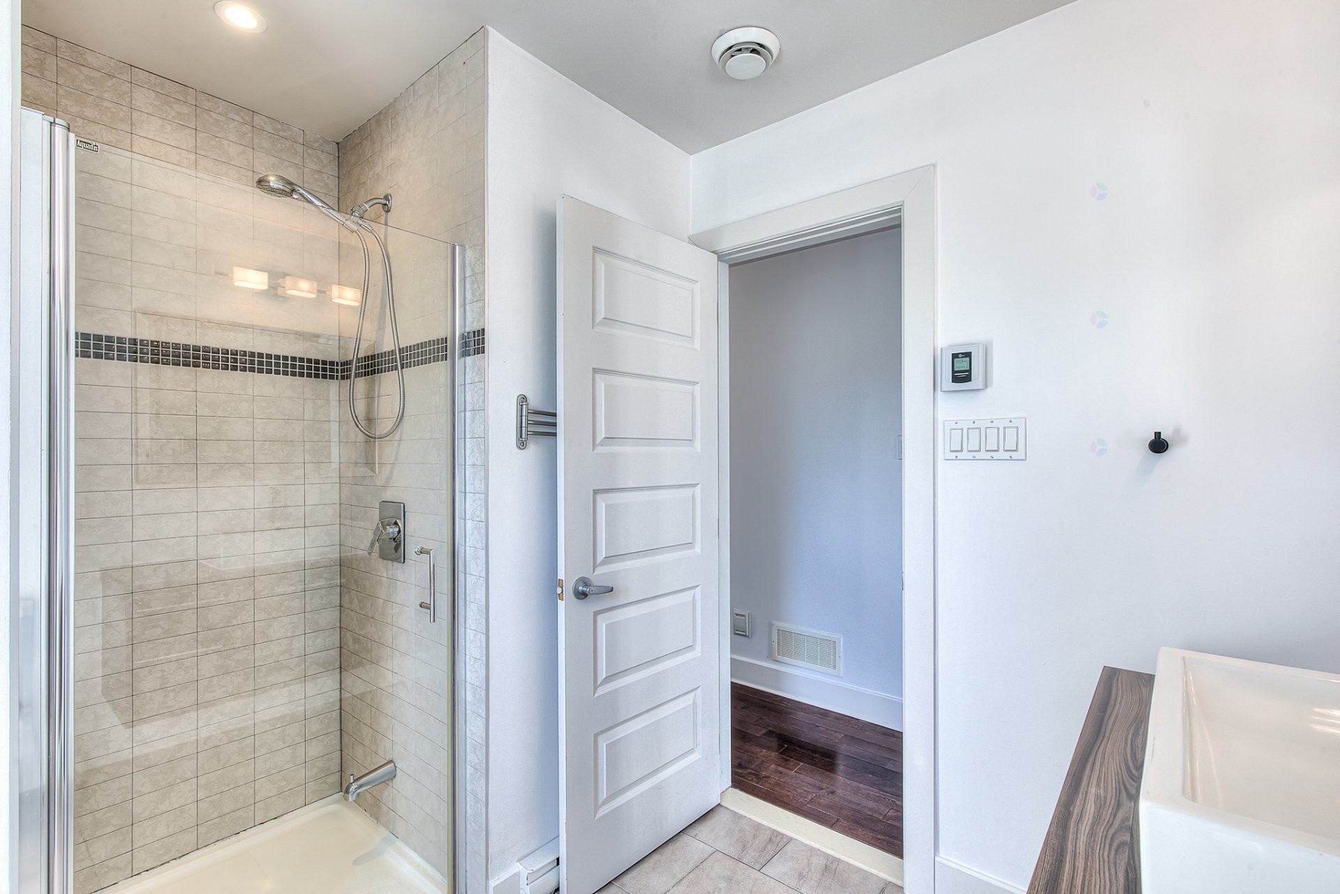 









1335


Rue Graveline

, 301,
Laval (Sainte-Dorothée),




QC
H7Y2J7

