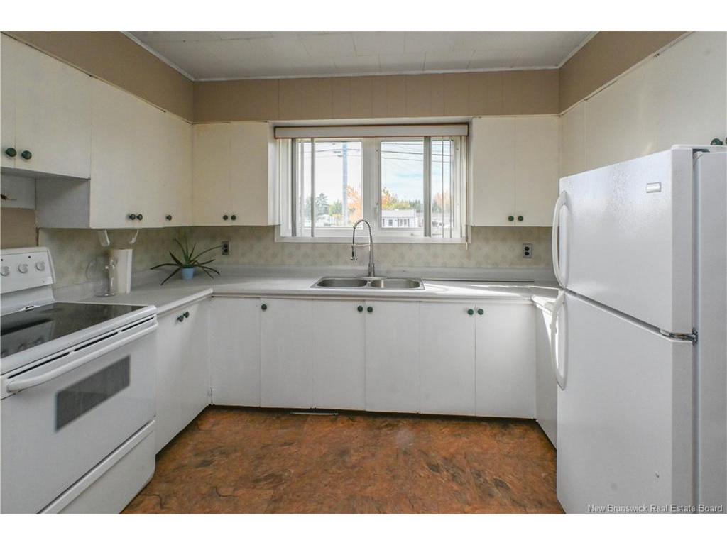 









12072


11

RTE,
Village-Blanchard,




NB
E8P 1R8

