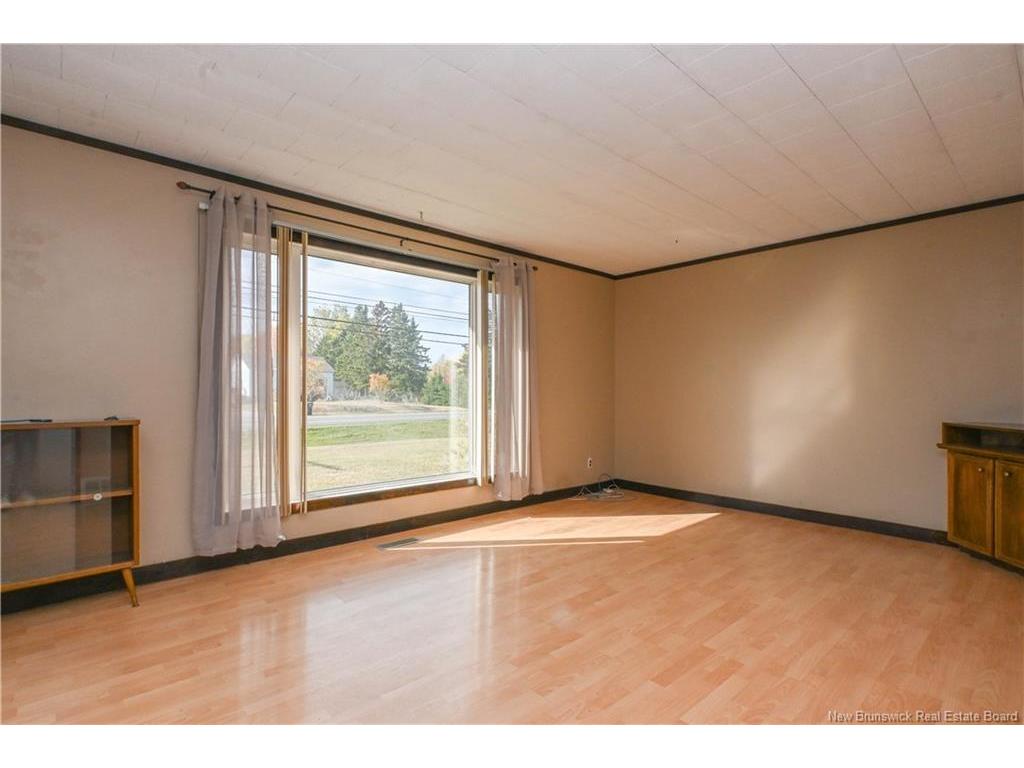 









12072


11

RTE,
Village-Blanchard,




NB
E8P 1R8

