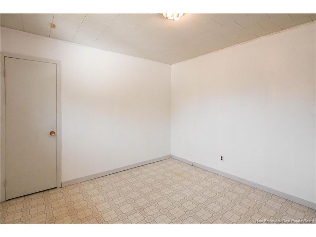 









12072


11

RTE,
Village-Blanchard,




NB
E8P 1R8

