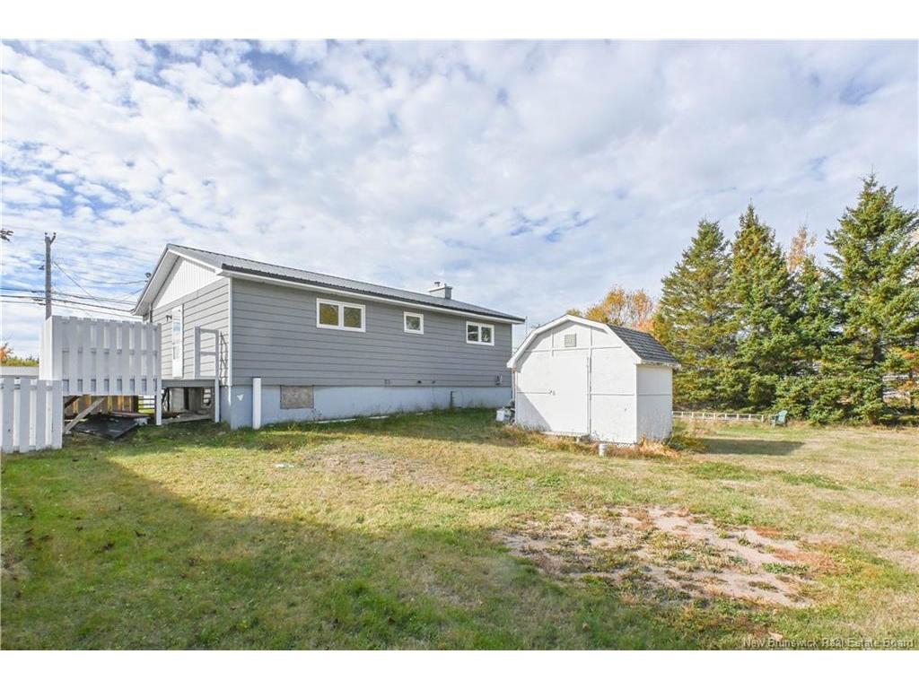 









12072


11

RTE,
Village-Blanchard,




NB
E8P 1R8

