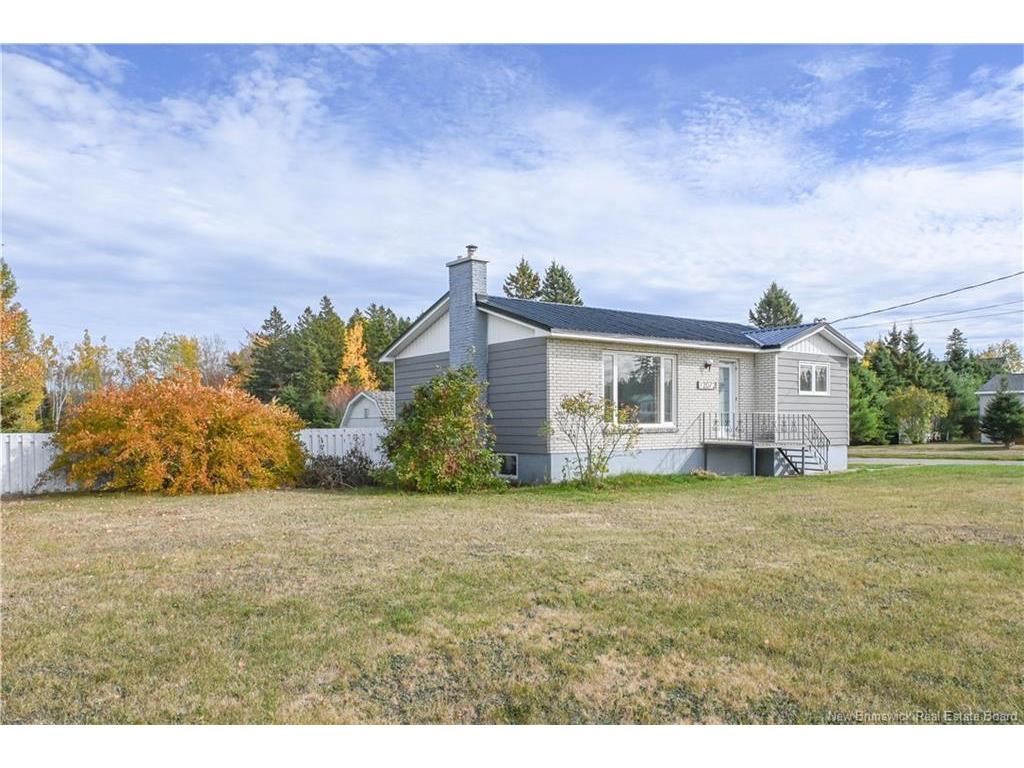 









12072


11

RTE,
Village-Blanchard,




NB
E8P 1R8

