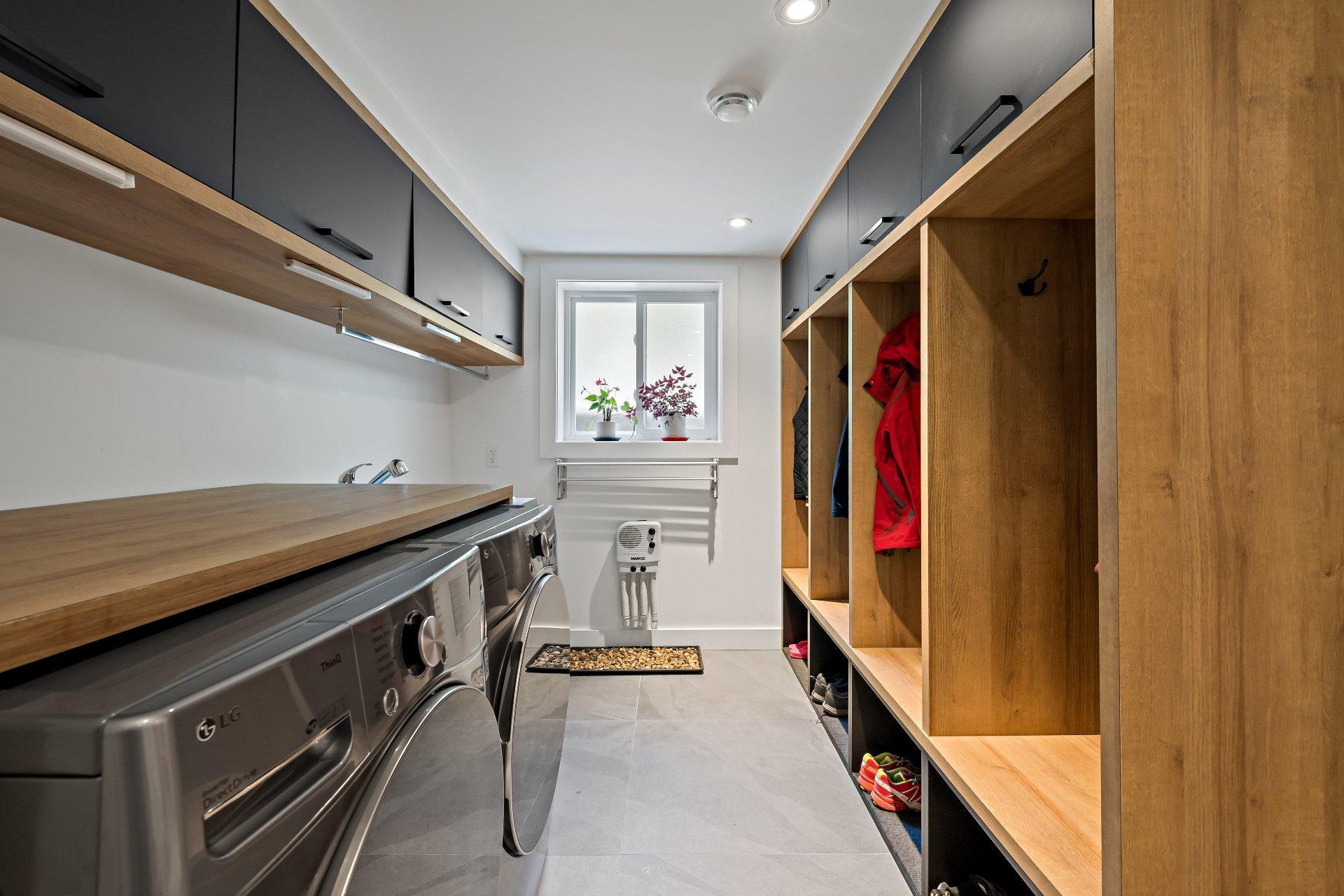 









144


Rue Richer

,
Mont-Tremblant,




QC
J8E1N1

