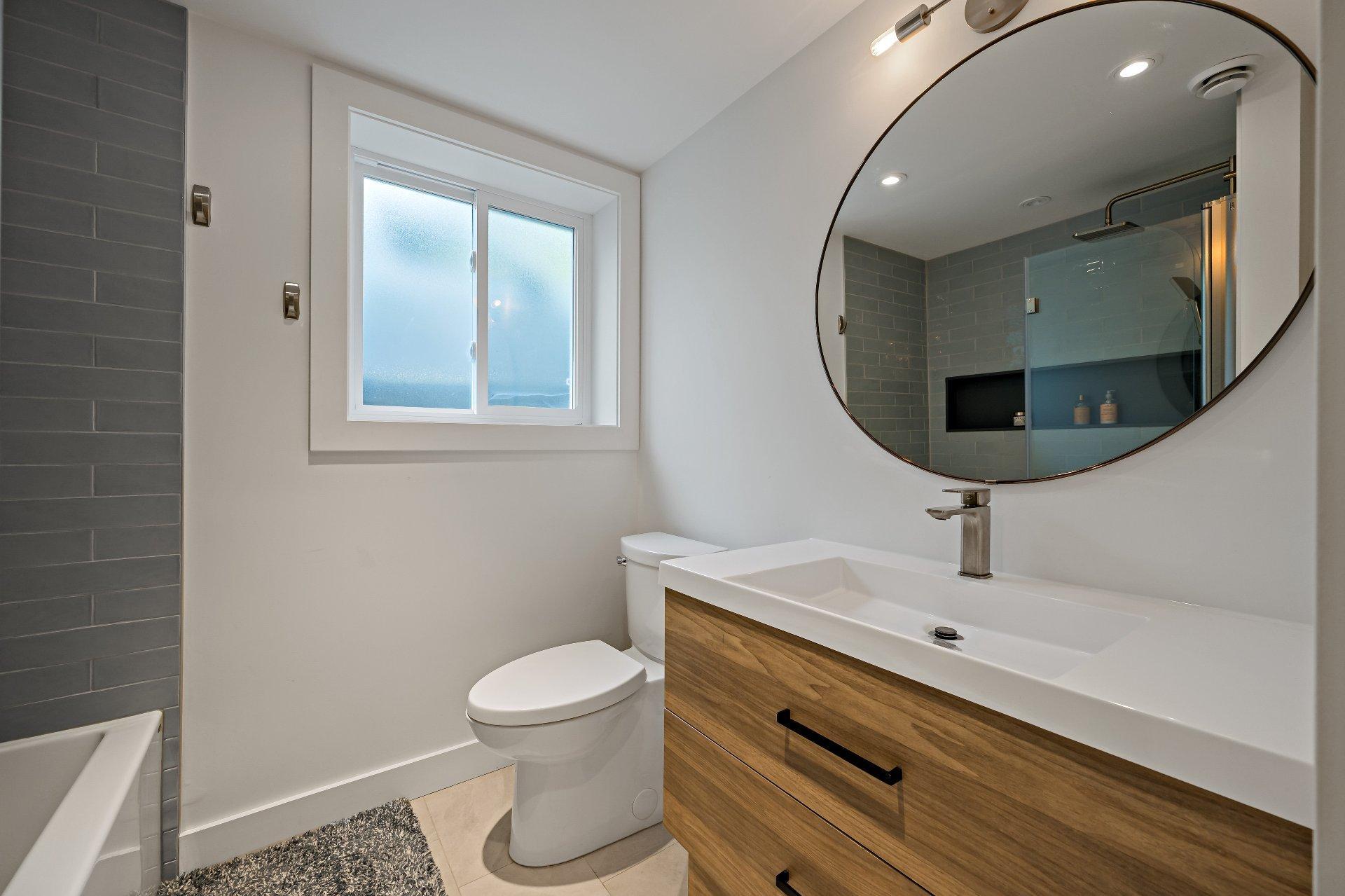 









144


Rue Richer

,
Mont-Tremblant,




QC
J8E1N1

