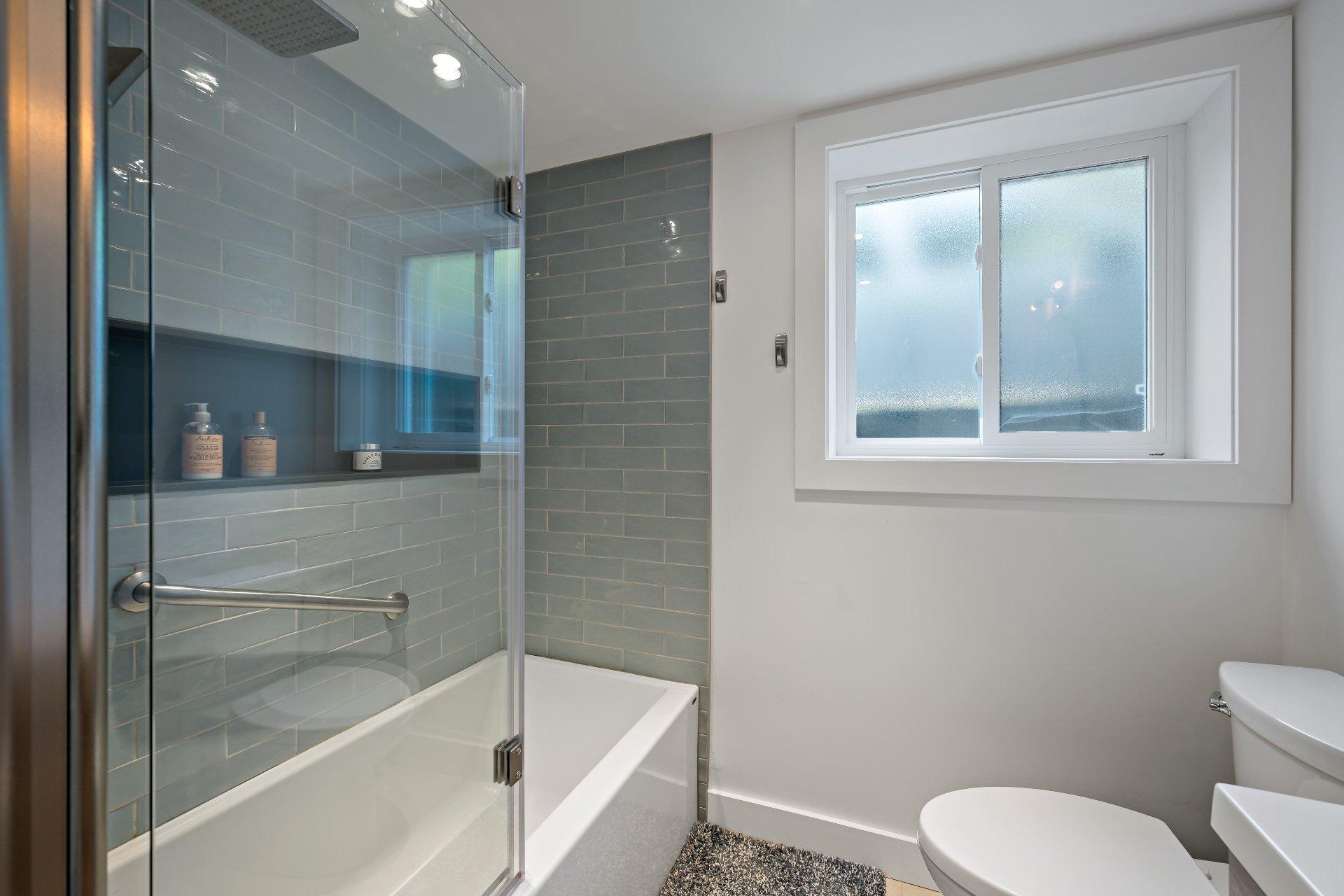 









144


Rue Richer

,
Mont-Tremblant,




QC
J8E1N1

