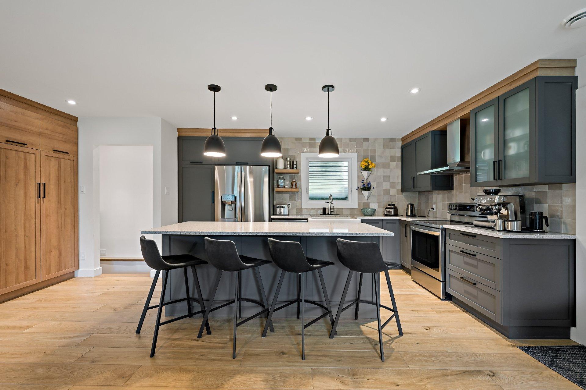 









144


Rue Richer

,
Mont-Tremblant,




QC
J8E1N1

