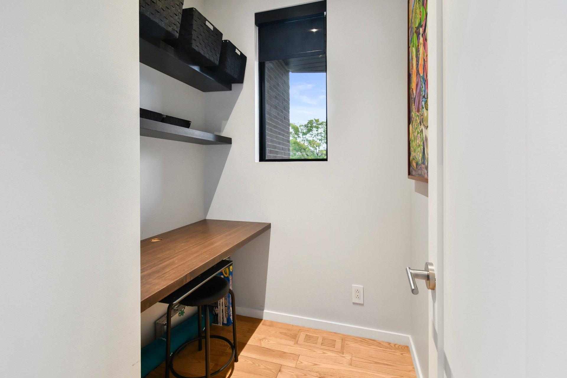 









34


Rue des Arondelles

,
Varennes,




QC
J3X0A8

