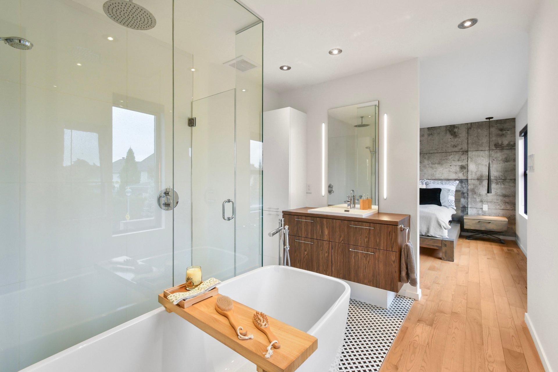 









34


Rue des Arondelles

,
Varennes,




QC
J3X0A8

