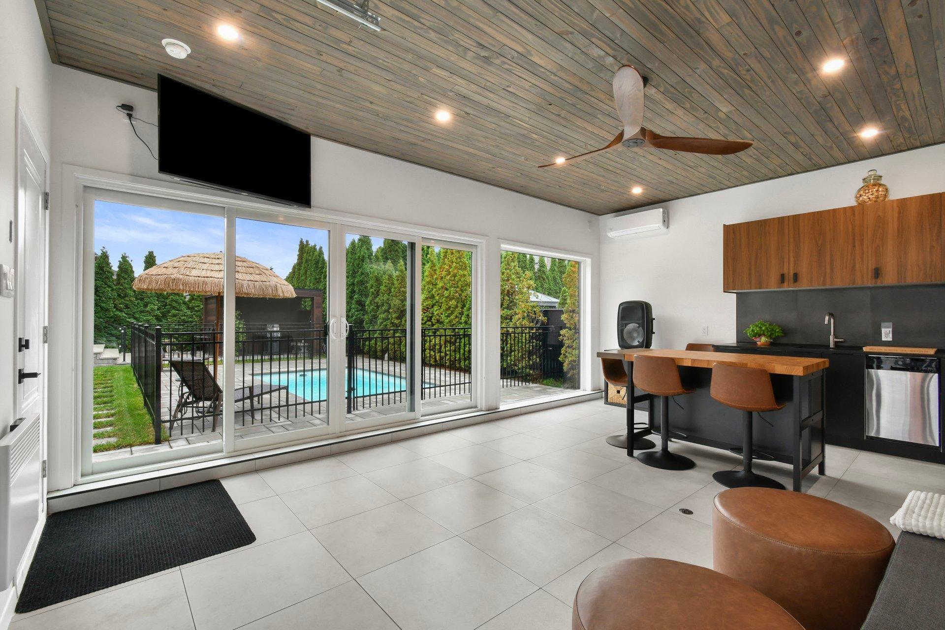 









34


Rue des Arondelles

,
Varennes,




QC
J3X0A8

