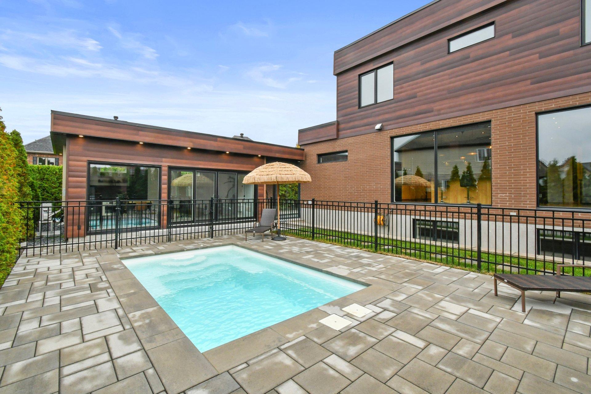 









34


Rue des Arondelles

,
Varennes,




QC
J3X0A8

