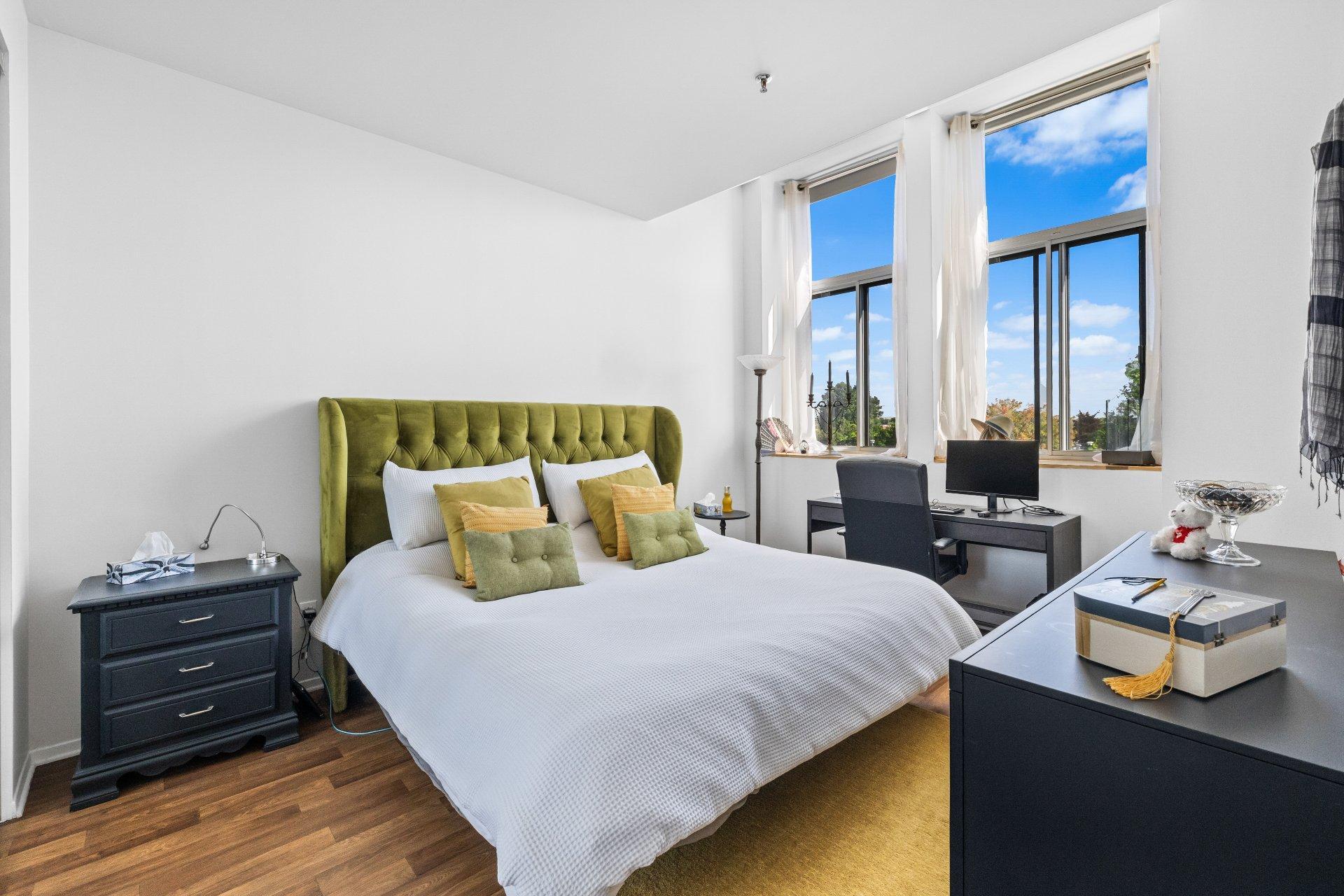 









725


10e Avenue

, 309,
Montréal (Lachine),




QC
H8S3G1

