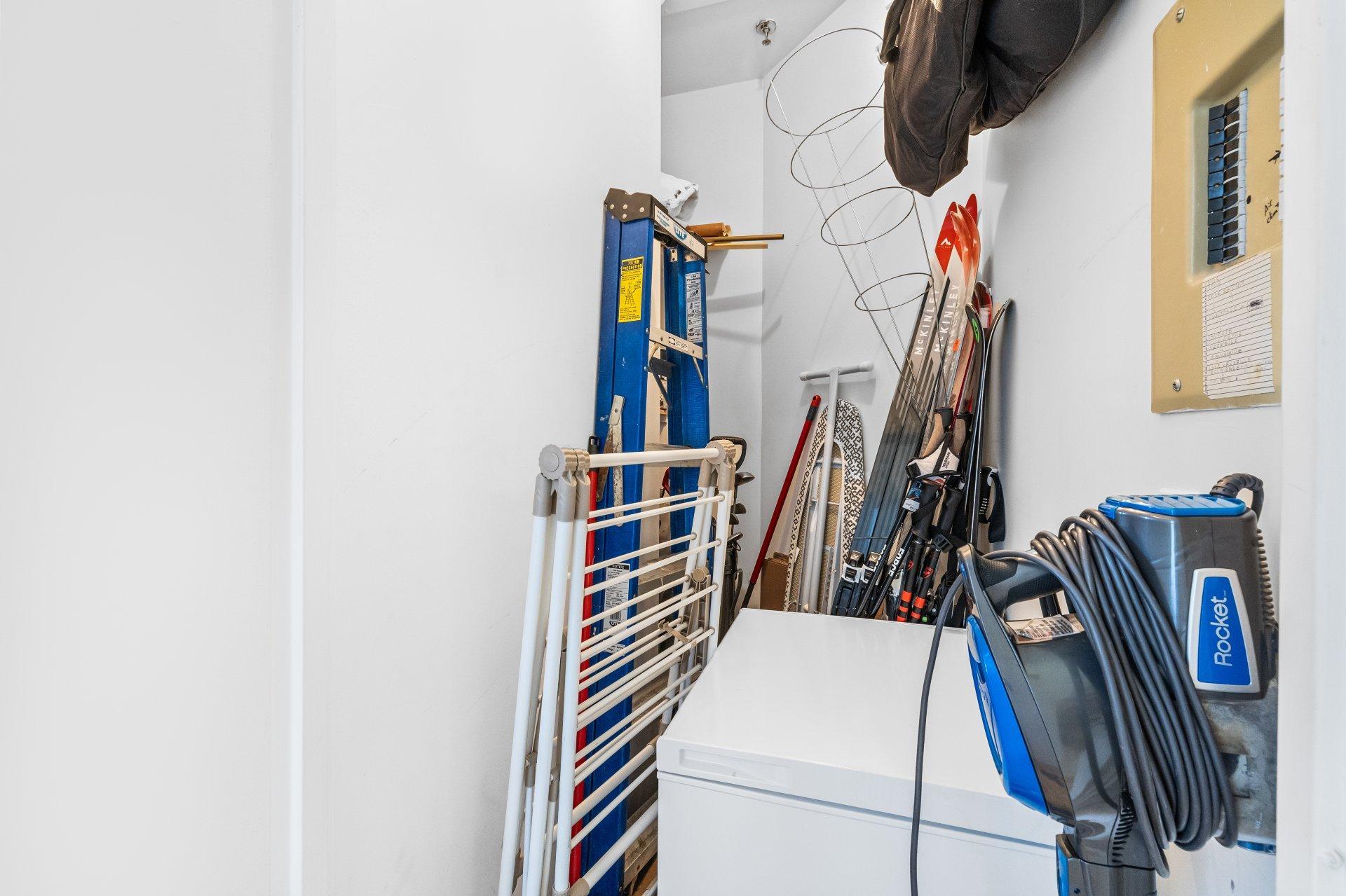 









725


10e Avenue

, 309,
Montréal (Lachine),




QC
H8S3G1

