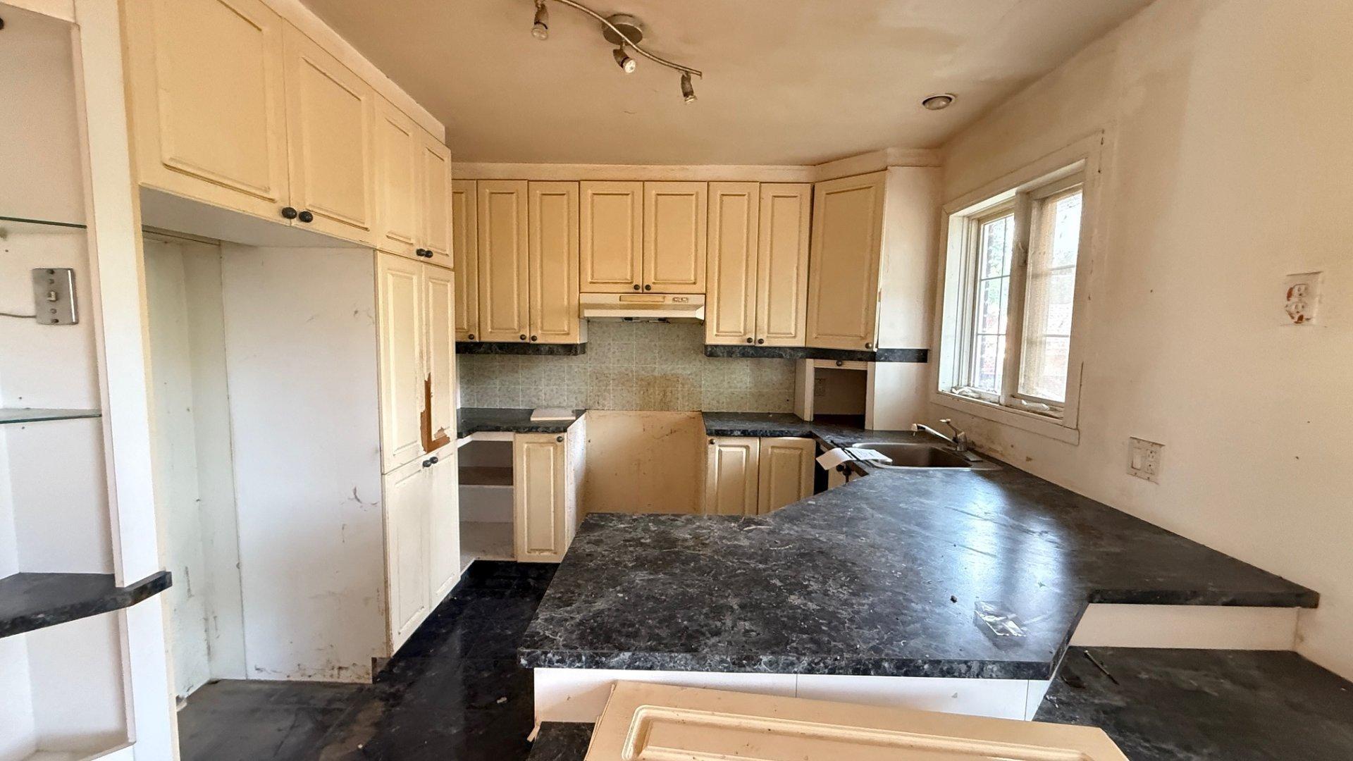 









35


Place Vadenais

,
Saint-Charles-Borromée,




QC
J6E6J9

