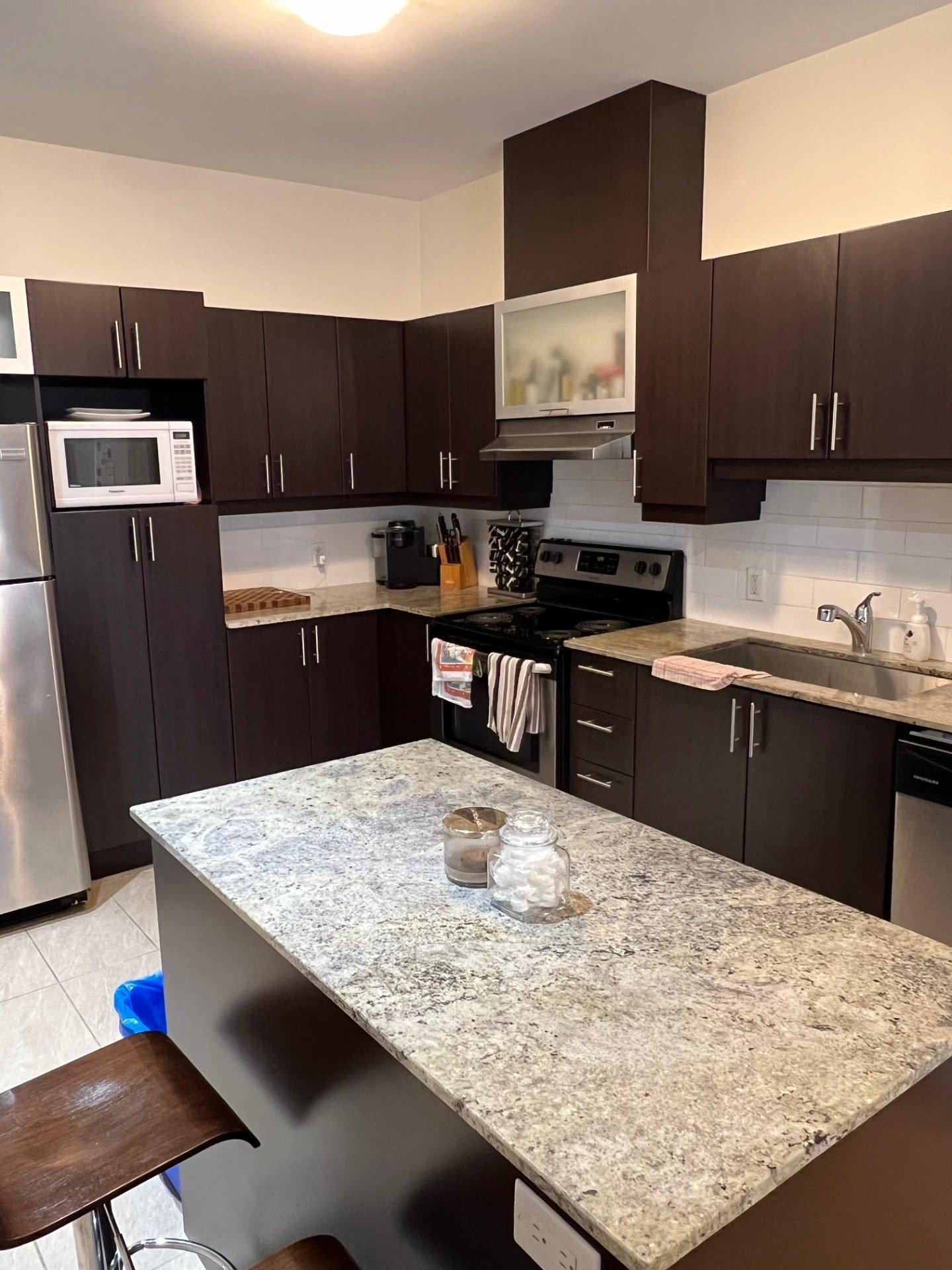 









50


Rue Lower Maple

, B2,
Hudson,




QC
J0P1H0

